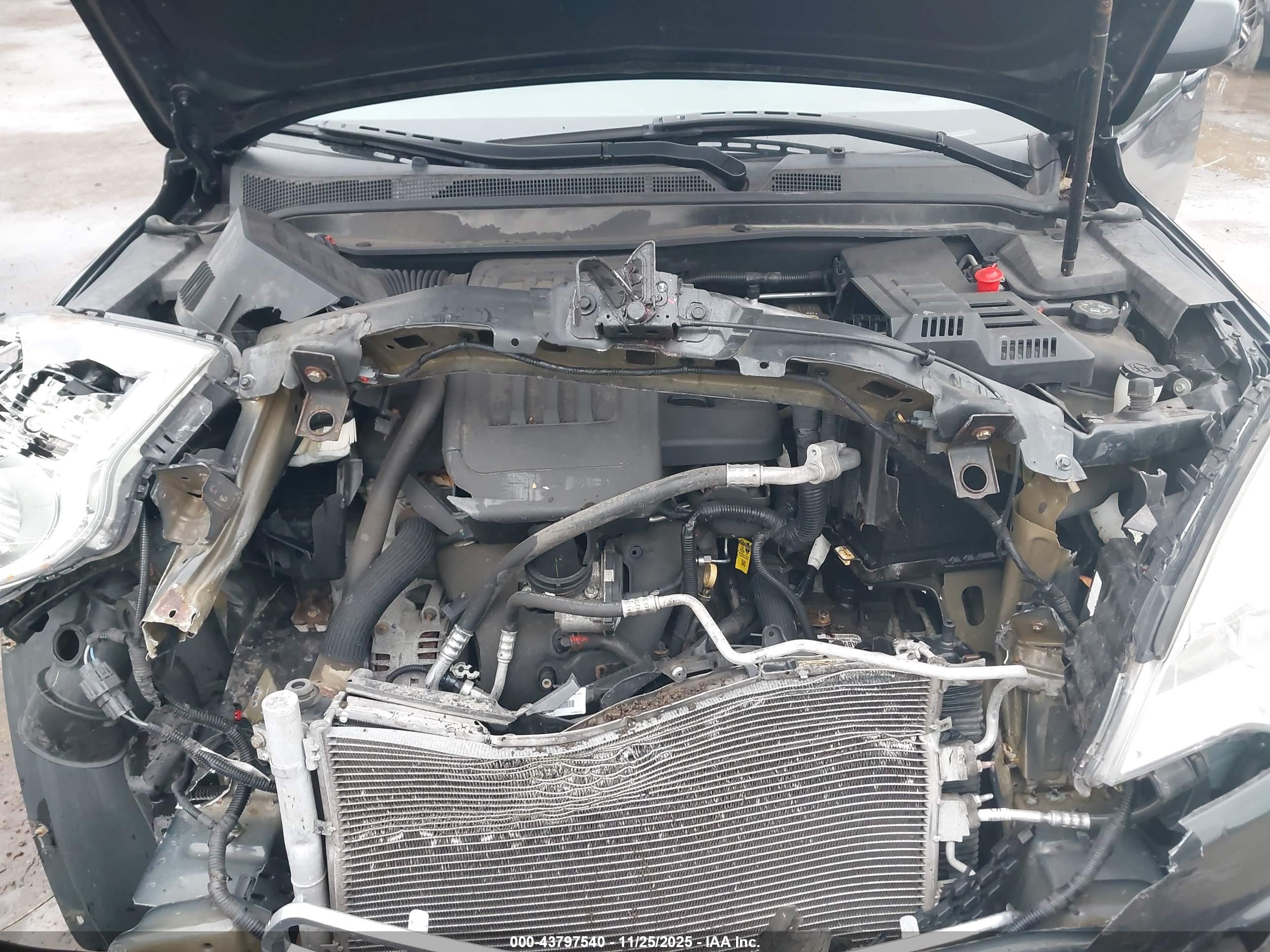 CHEVROLET EQUINOX image 10