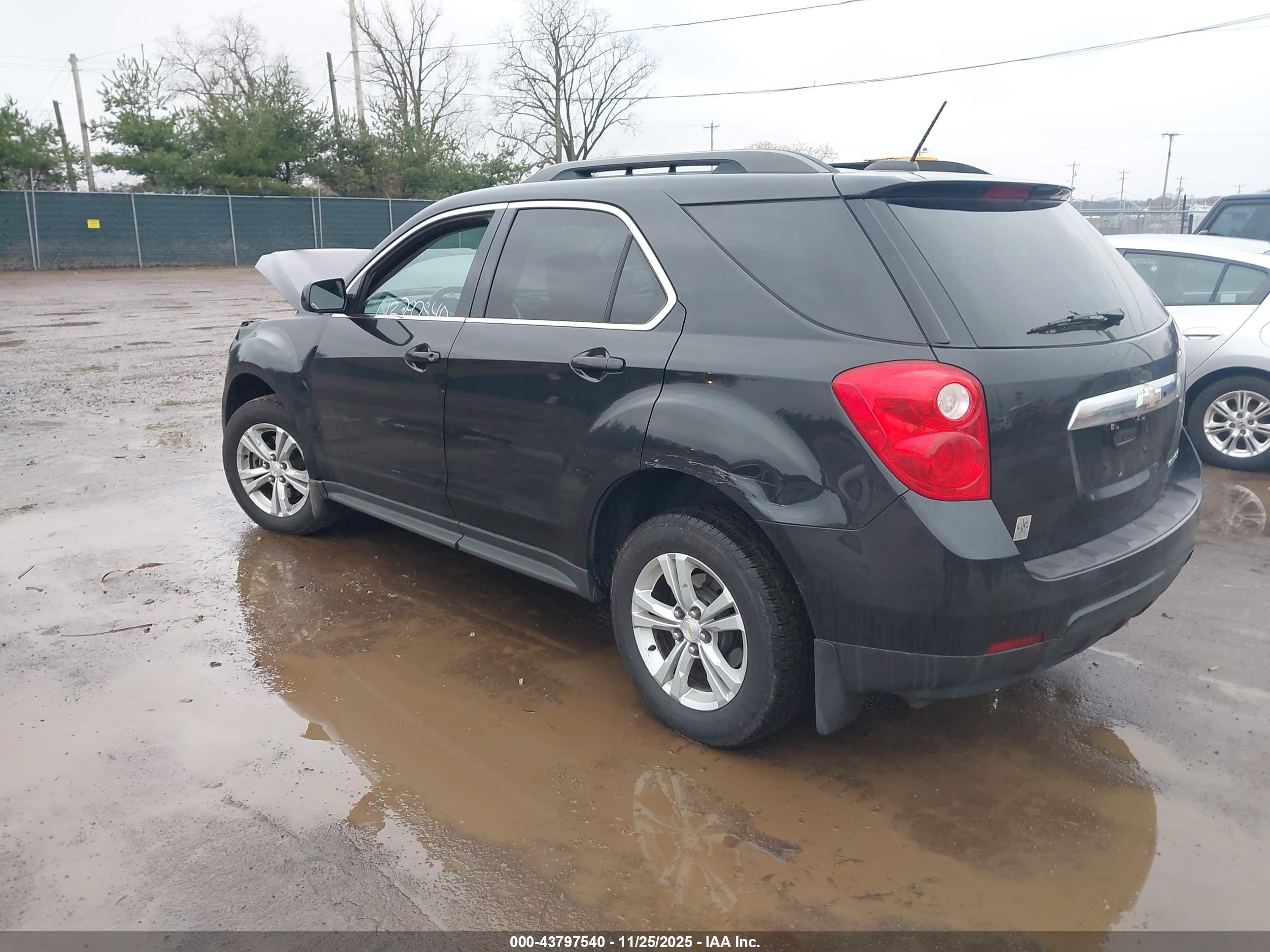 CHEVROLET EQUINOX image 3