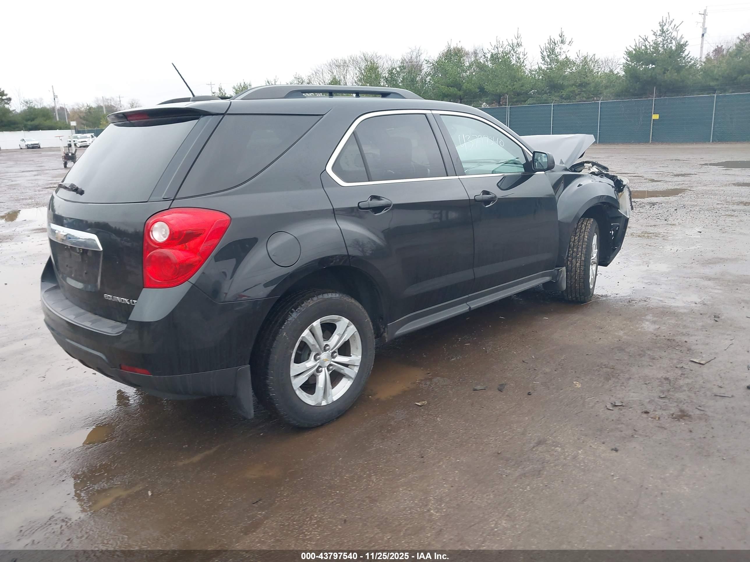 CHEVROLET EQUINOX image 4