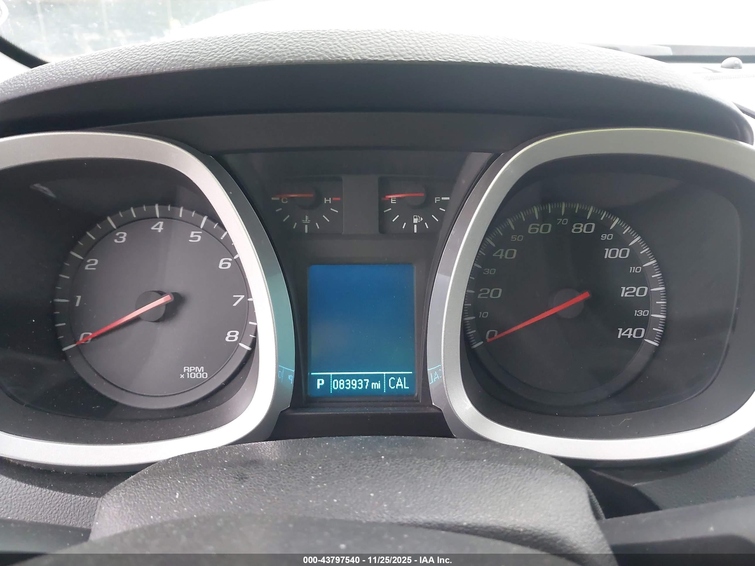 CHEVROLET EQUINOX image 7