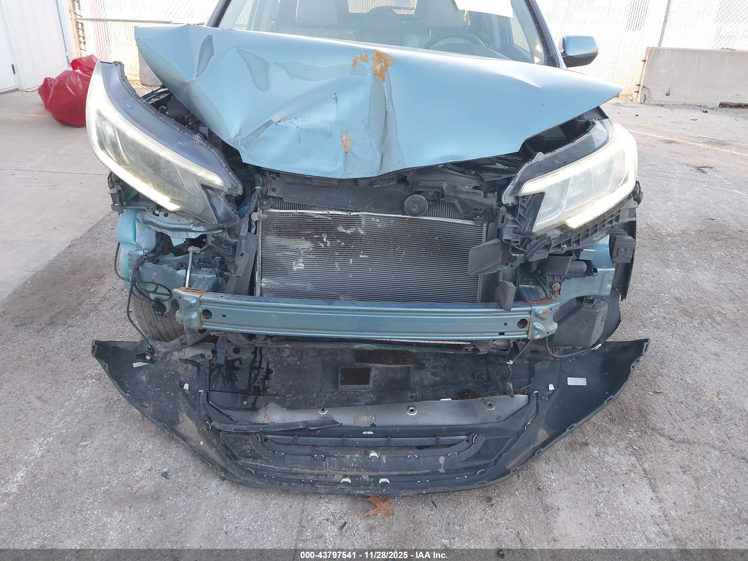 HONDA CR-V image 6
