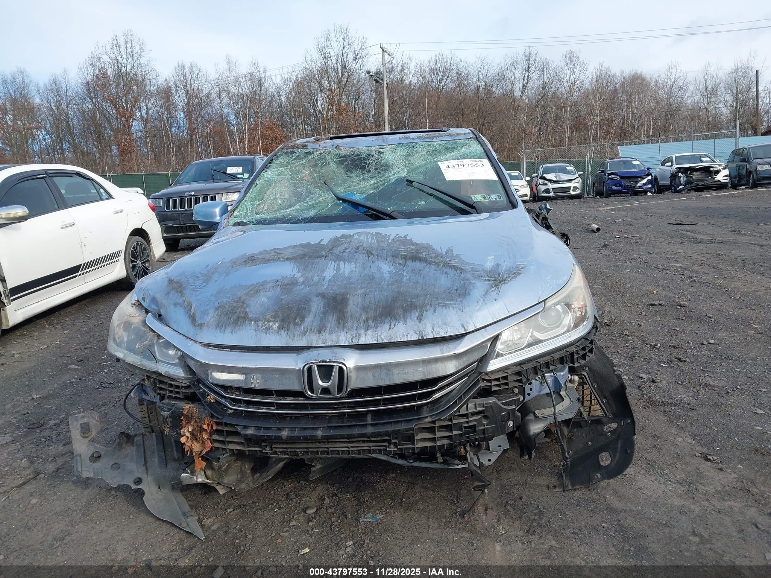 HONDA ACCORD image 6