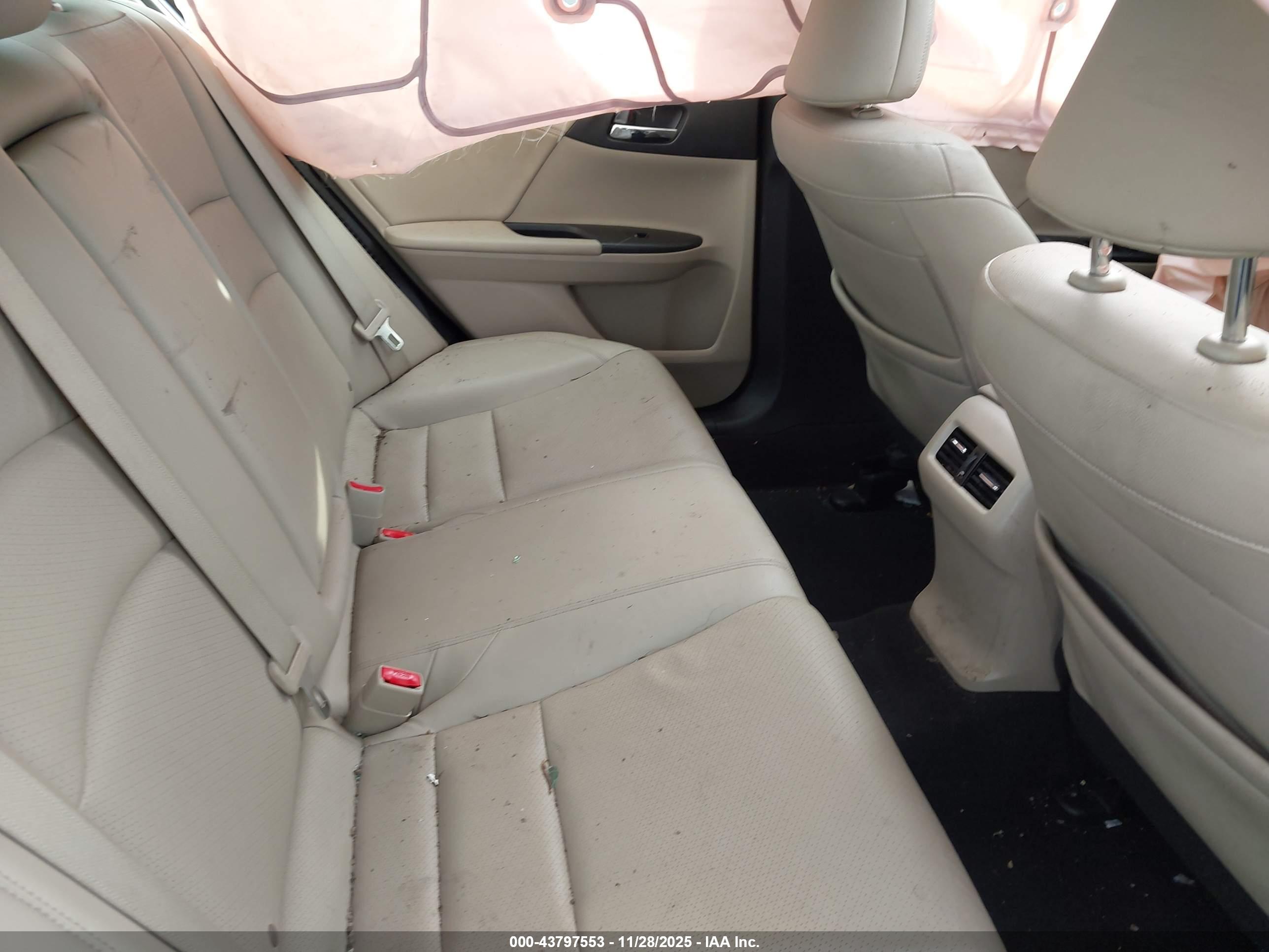 HONDA ACCORD image 8