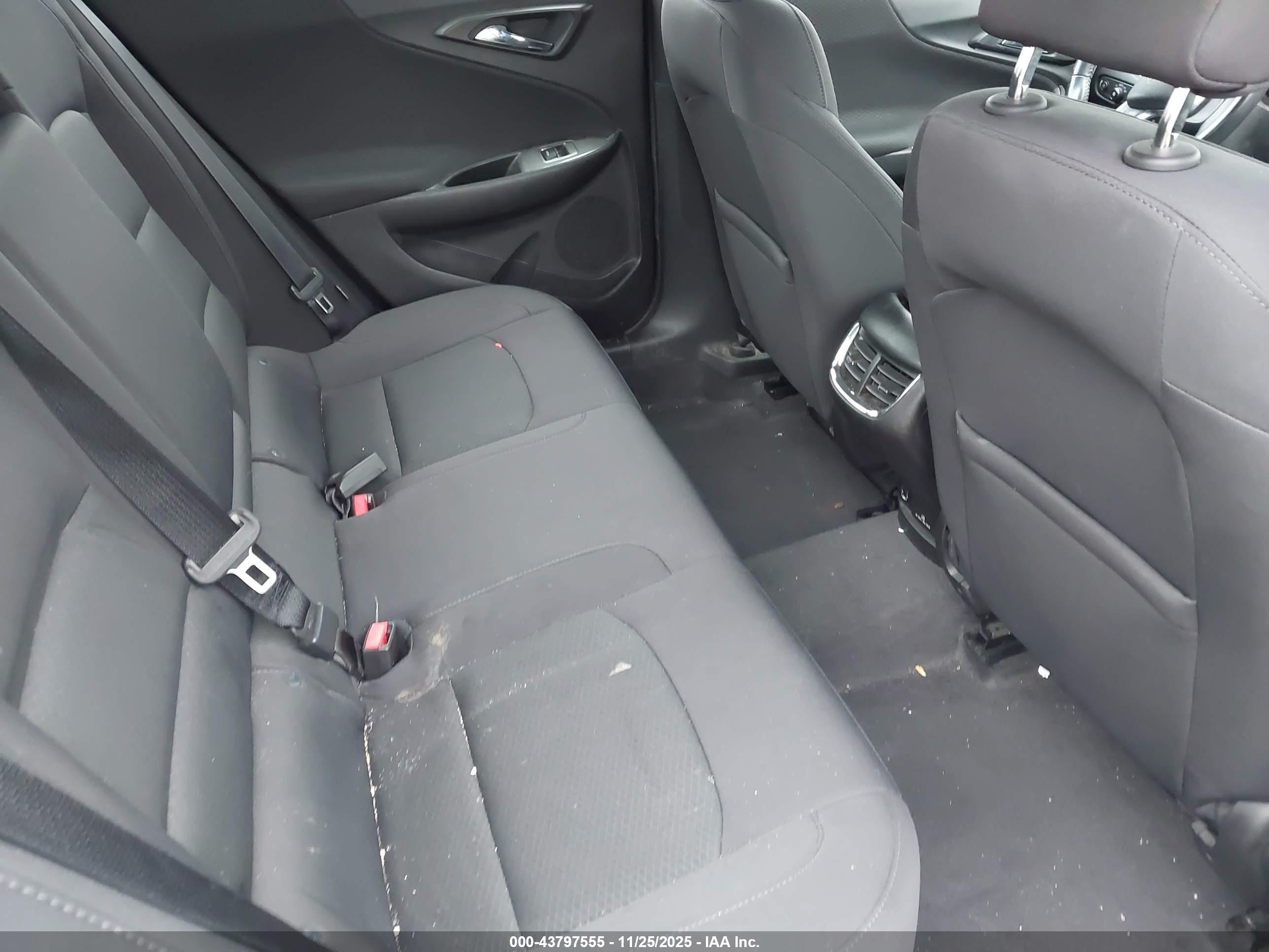 CHEVROLET MALIBU image 8
