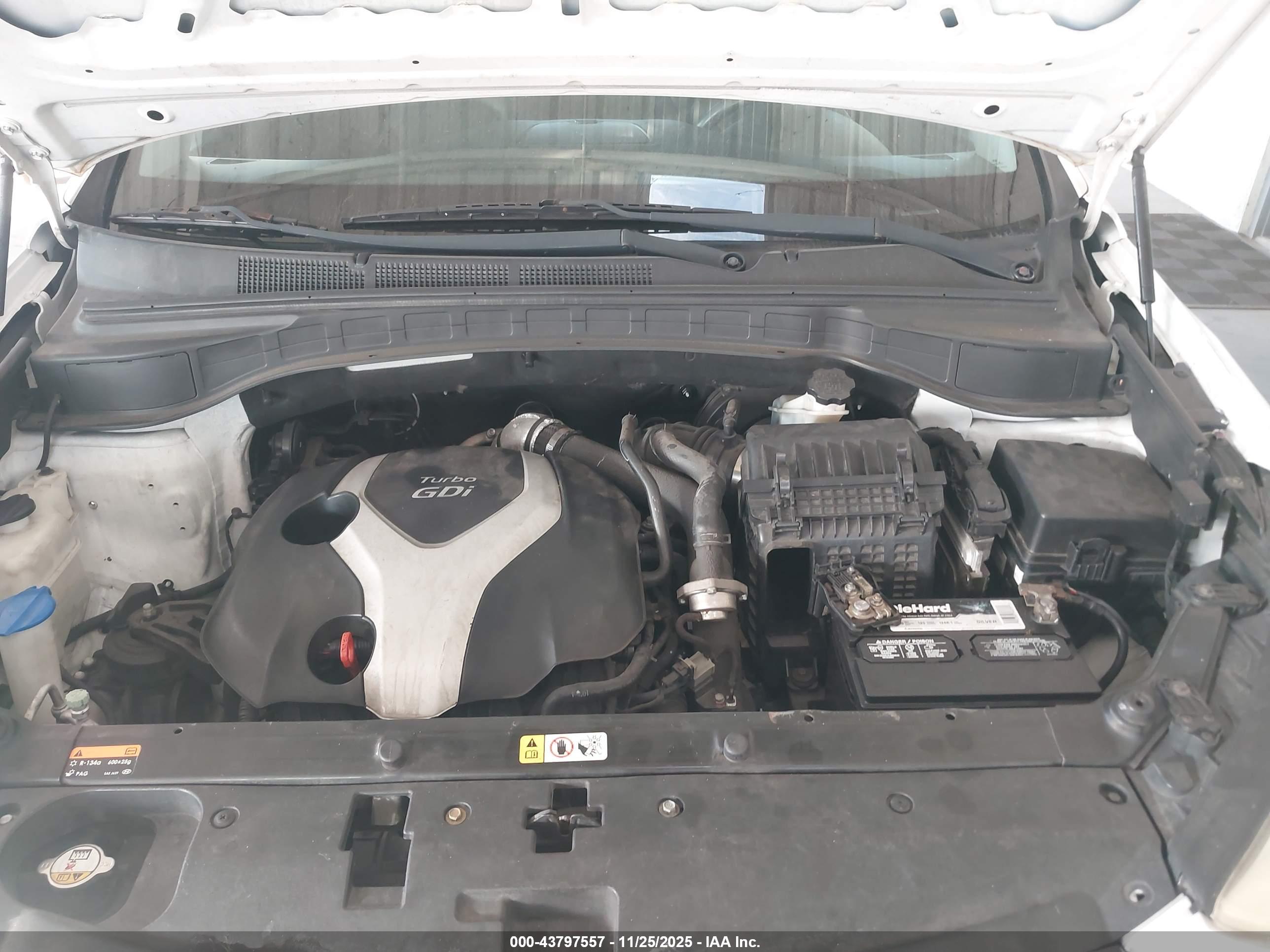 HYUNDAI SANTA image 10