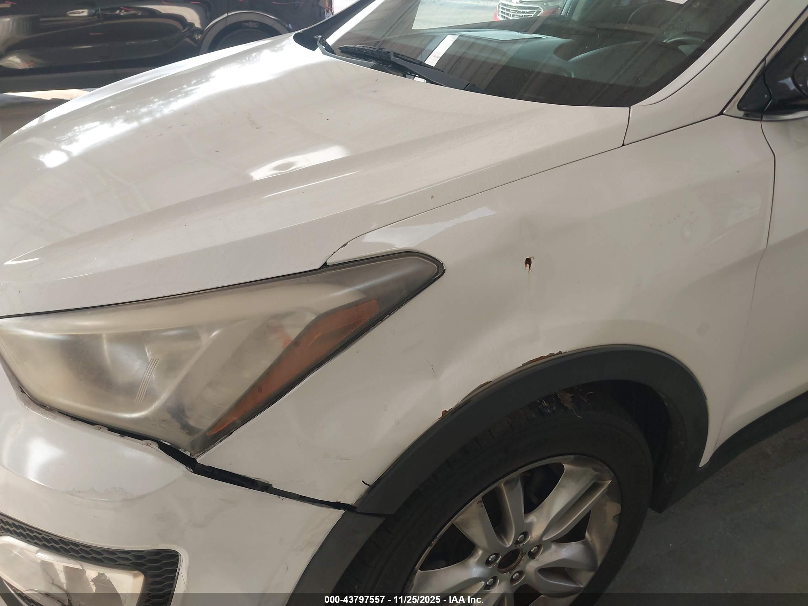 HYUNDAI SANTA image 6