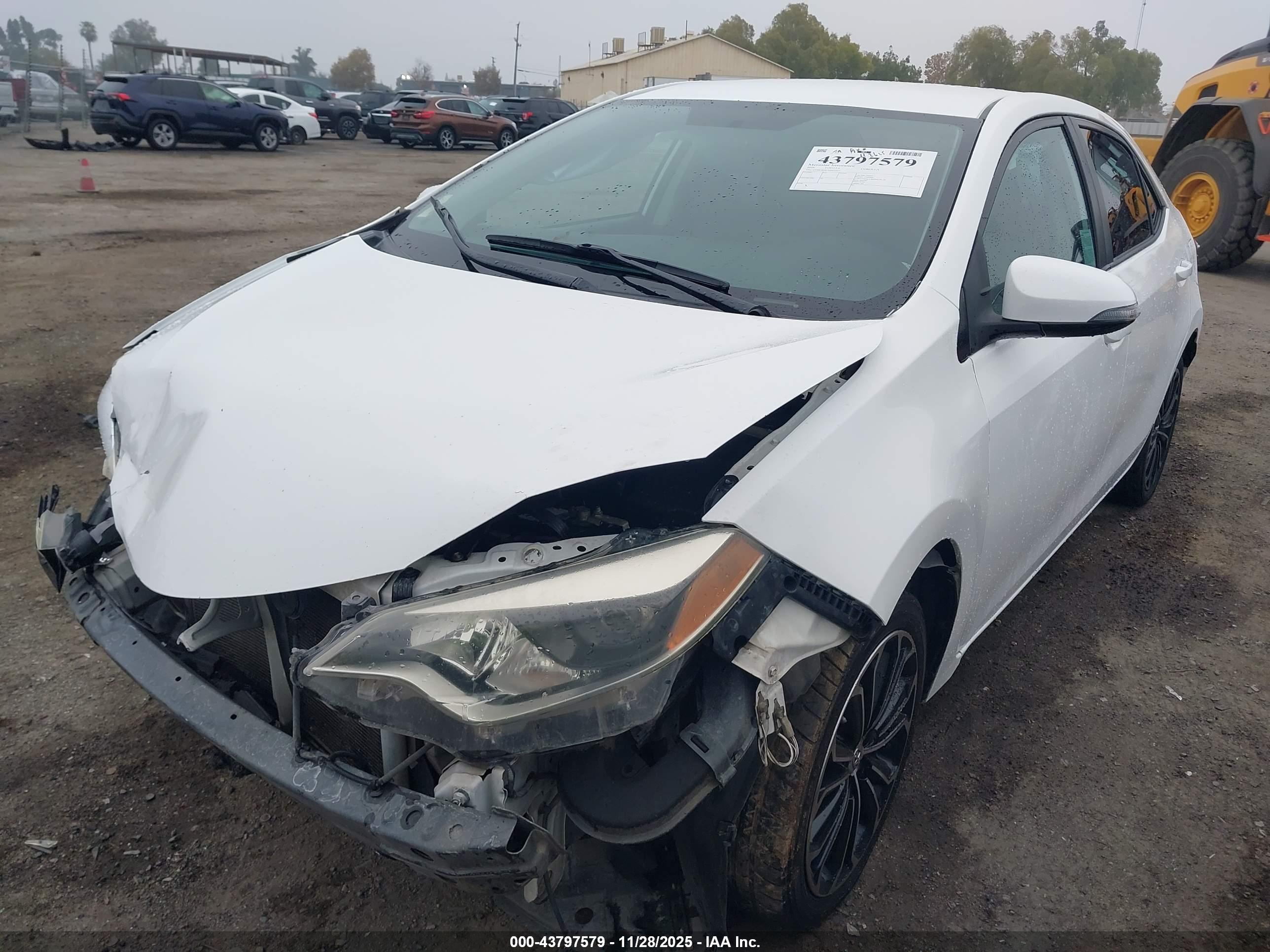 TOYOTA COROLLA image 2