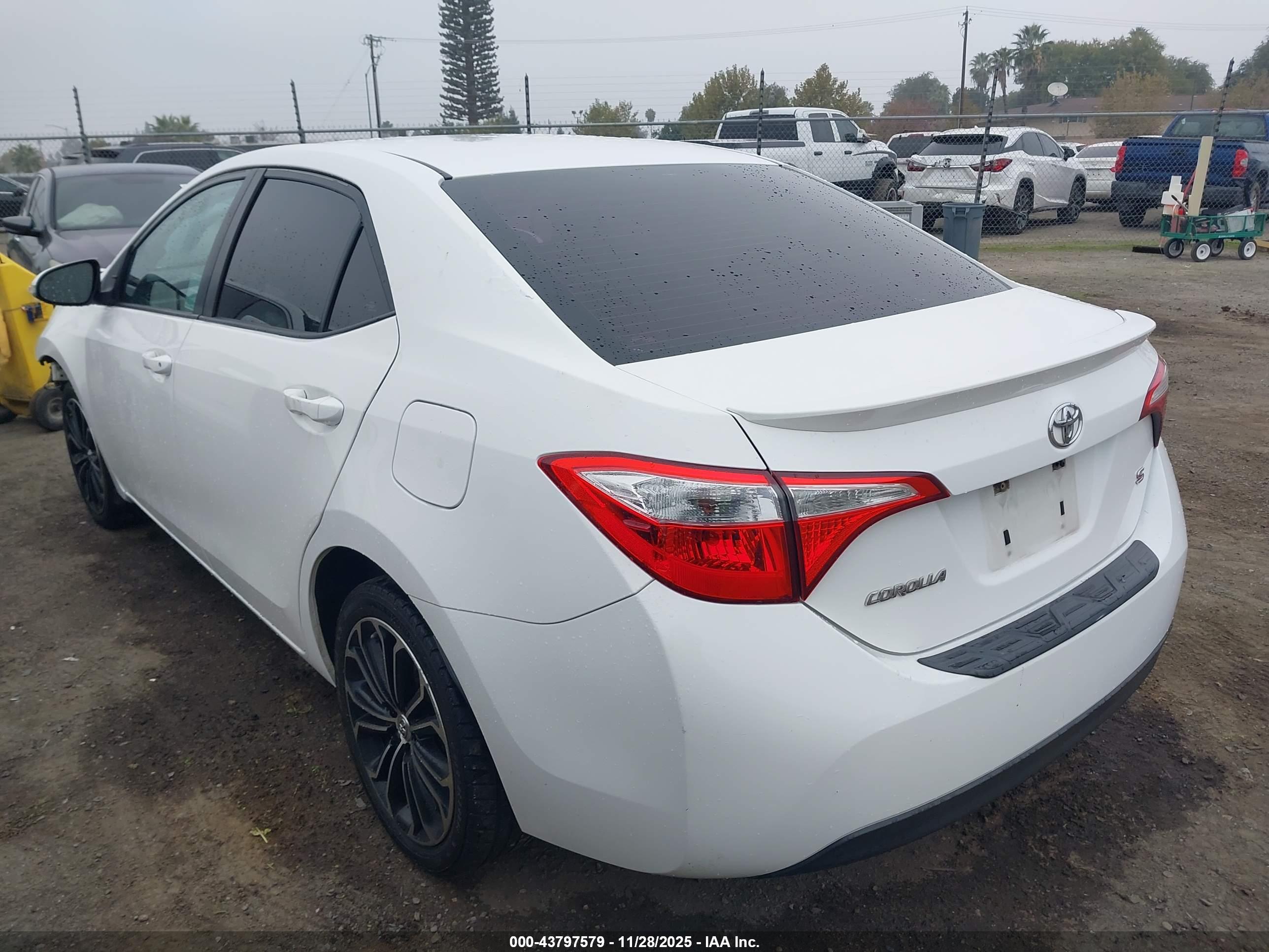 TOYOTA COROLLA image 3