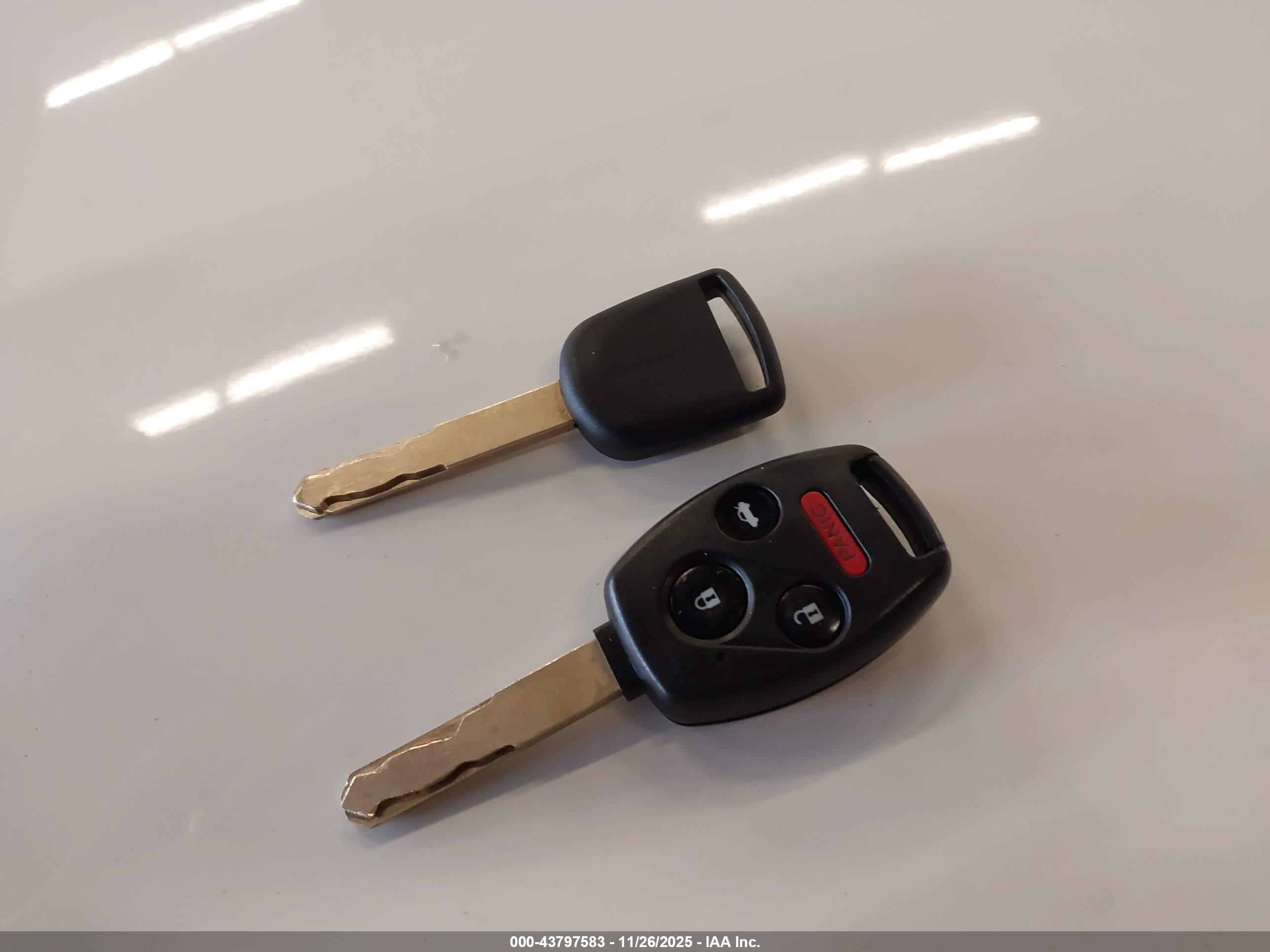 HONDA CIVIC image 11