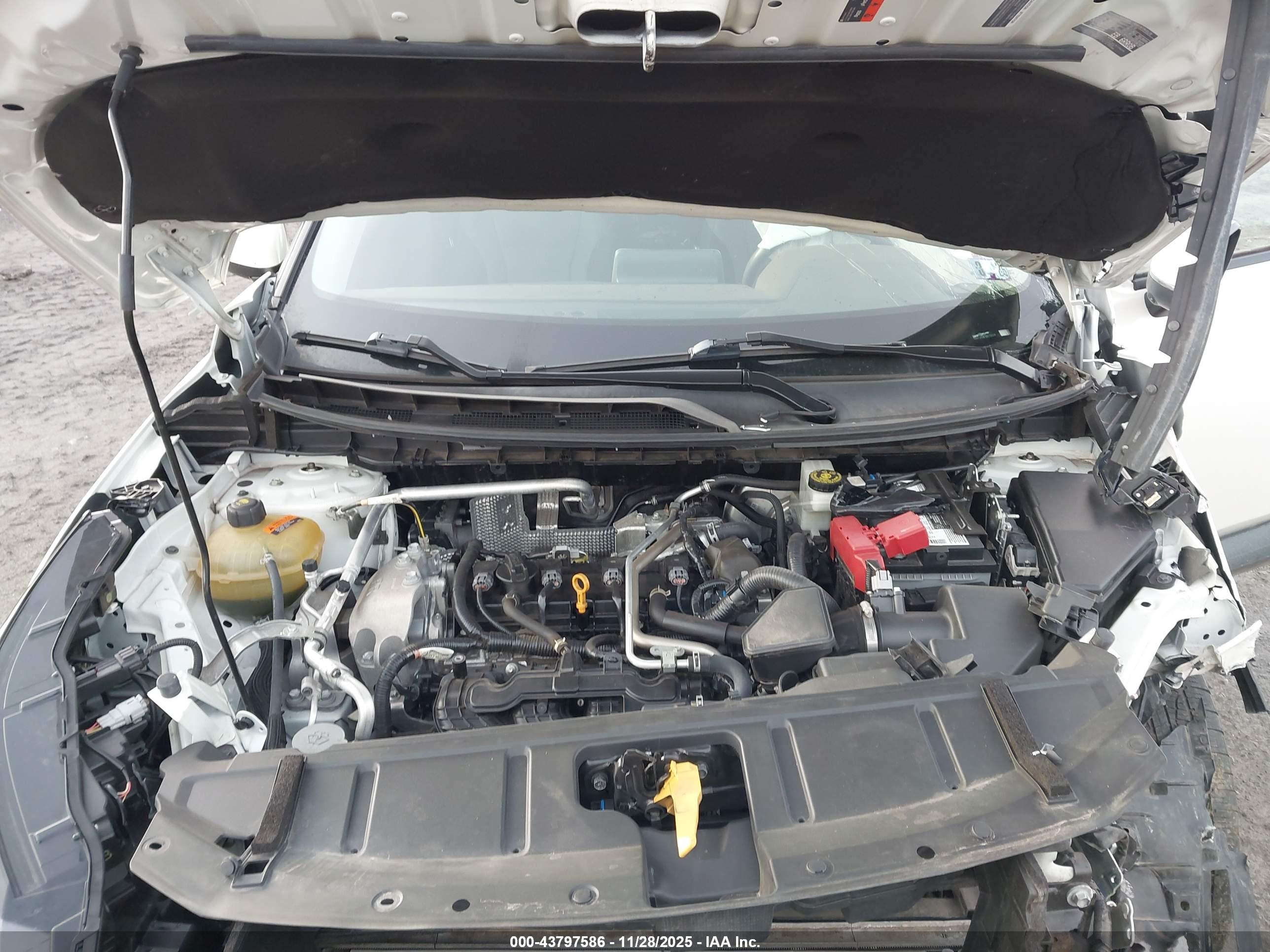 NISSAN ROGUE image 10