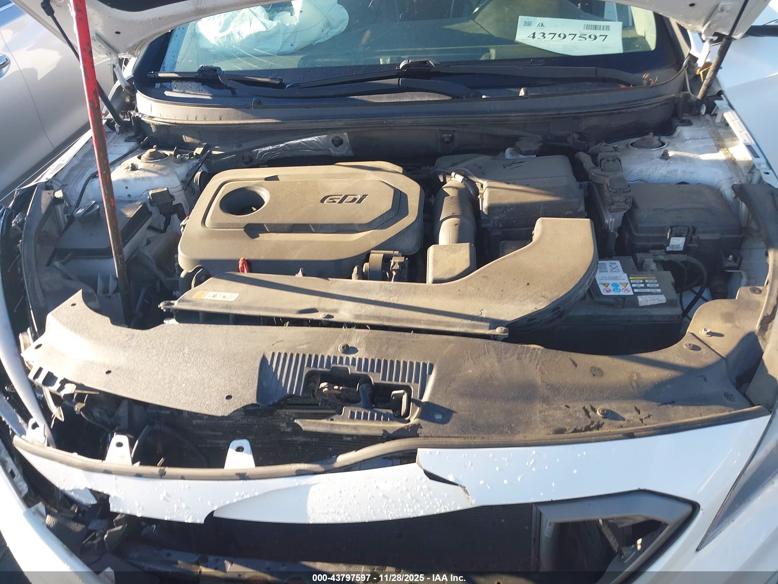 HYUNDAI SONATA image 10