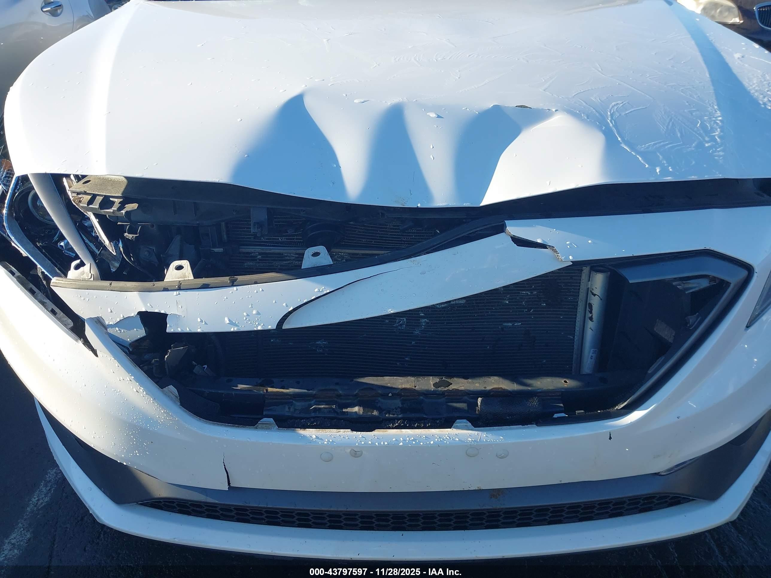 HYUNDAI SONATA image 6