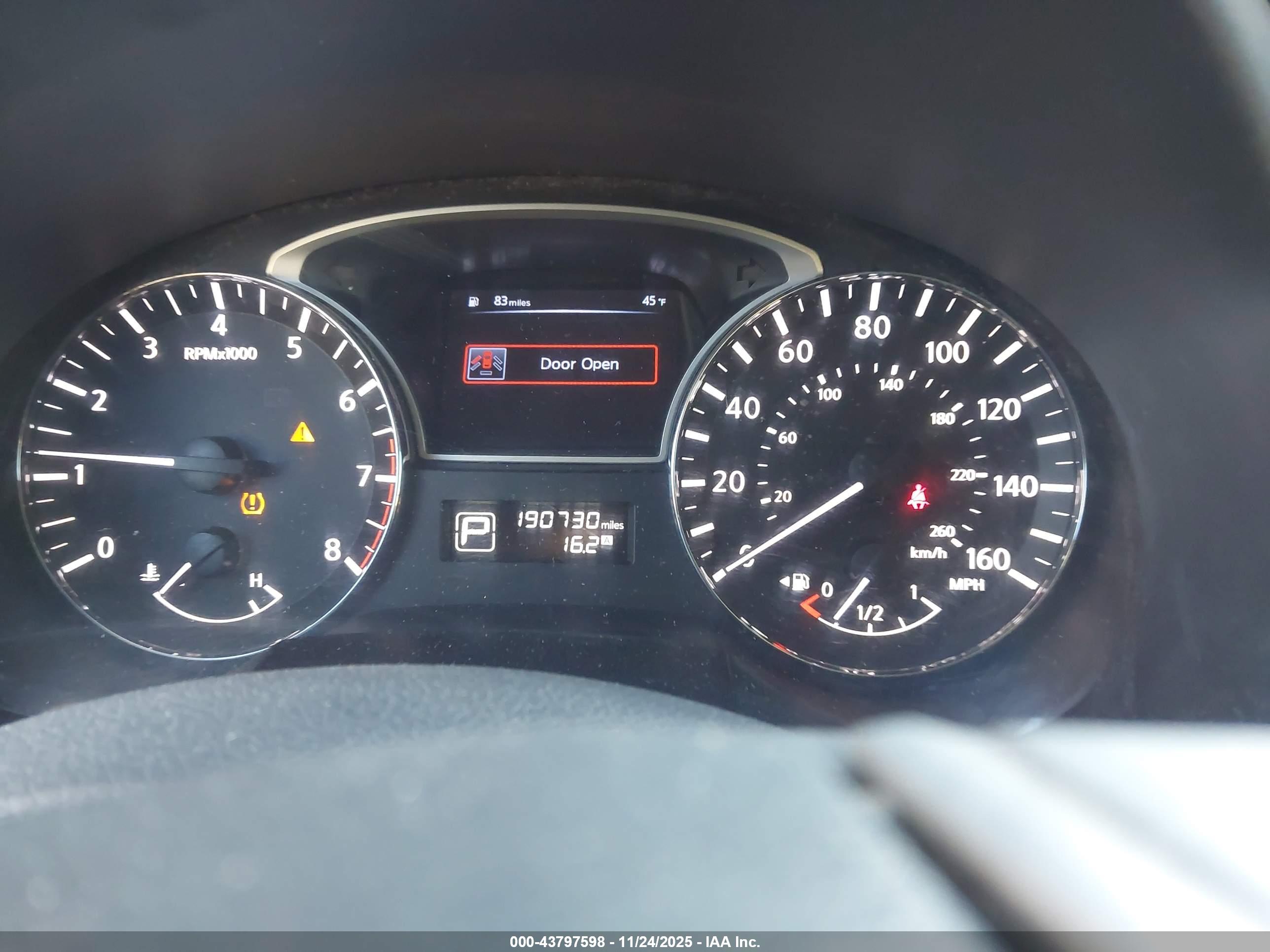 NISSAN ALTIMA image 7