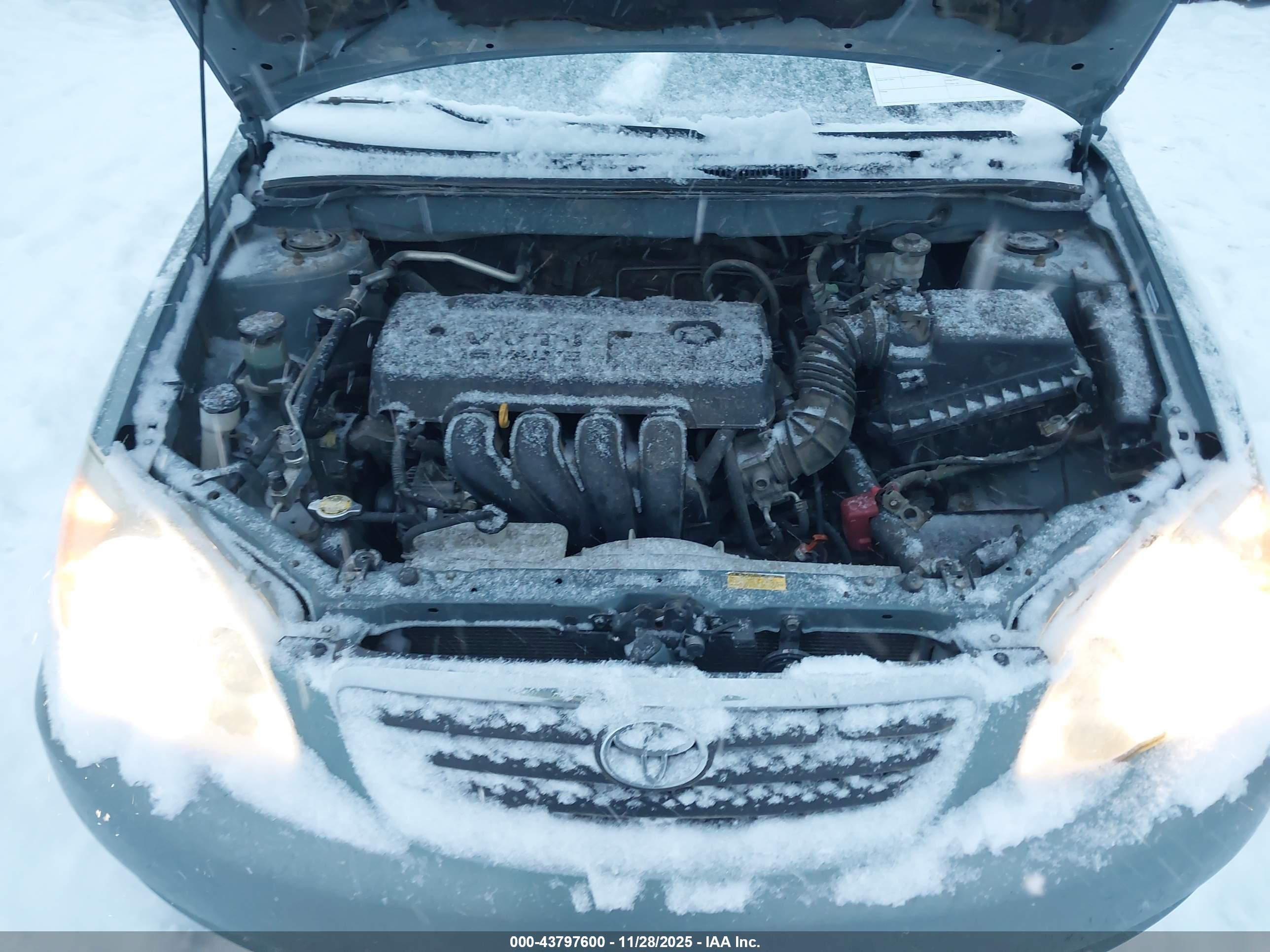 TOYOTA COROLLA image 10