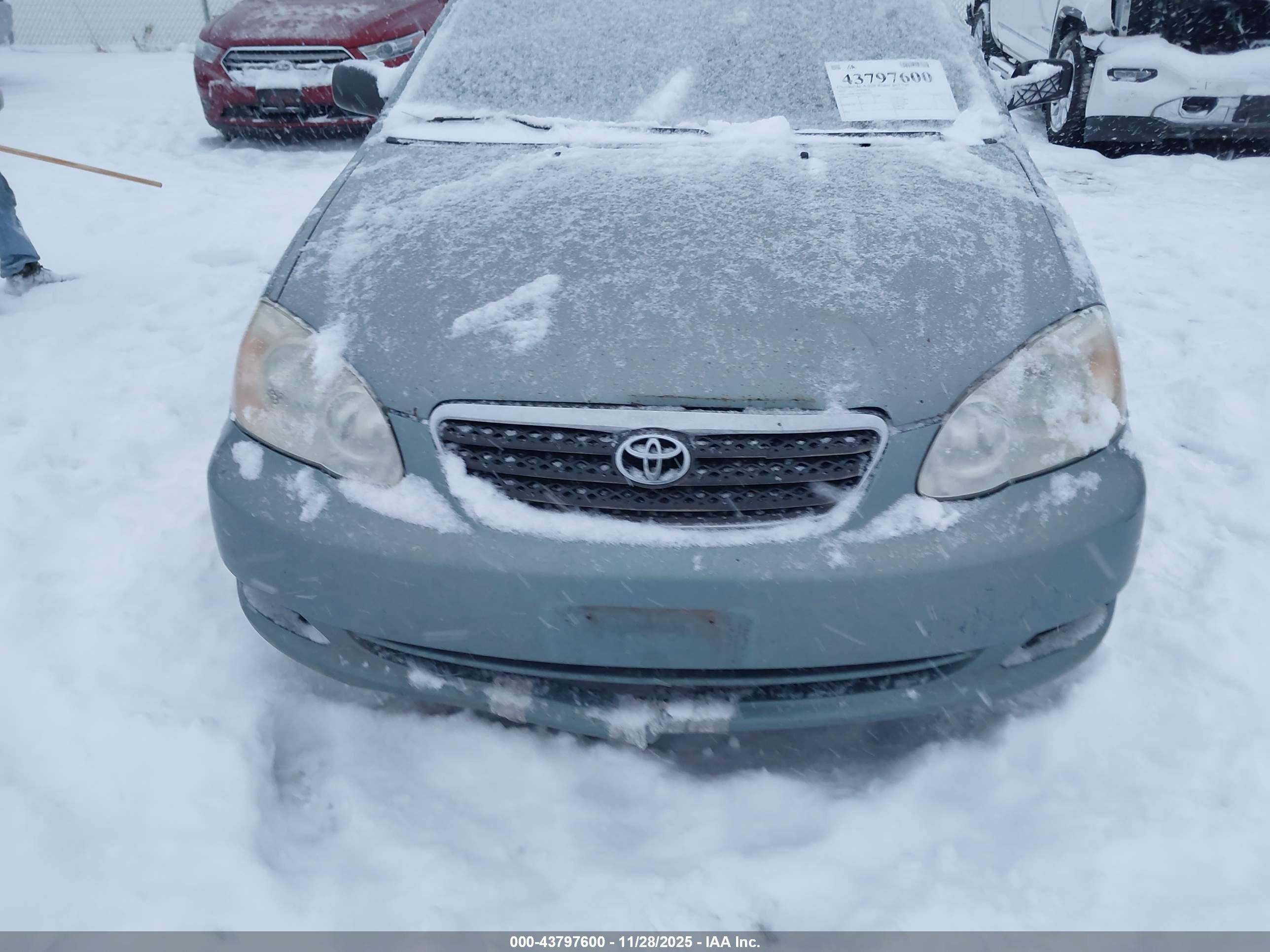 TOYOTA COROLLA image 6