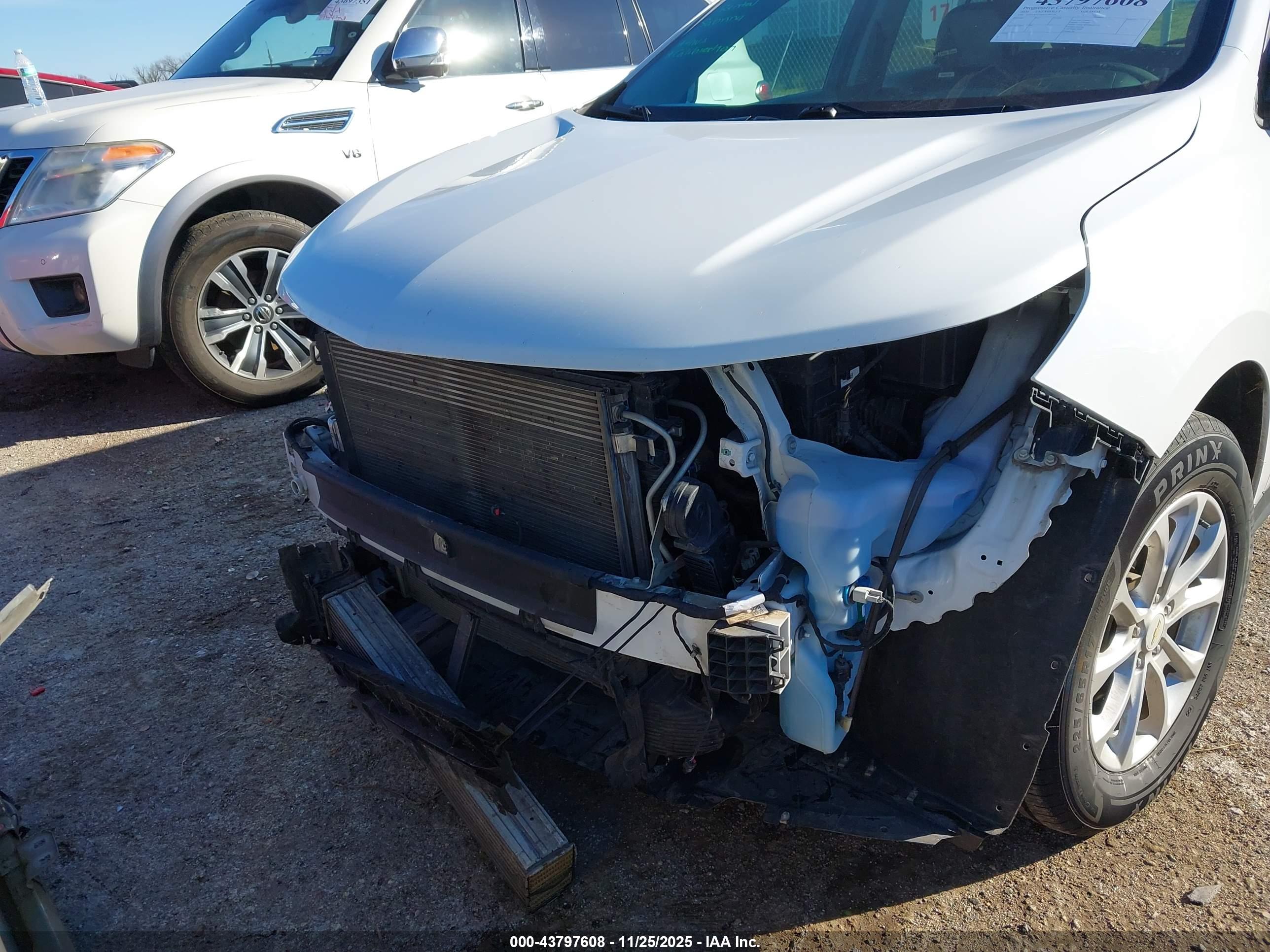 CHEVROLET EQUINOX image 6