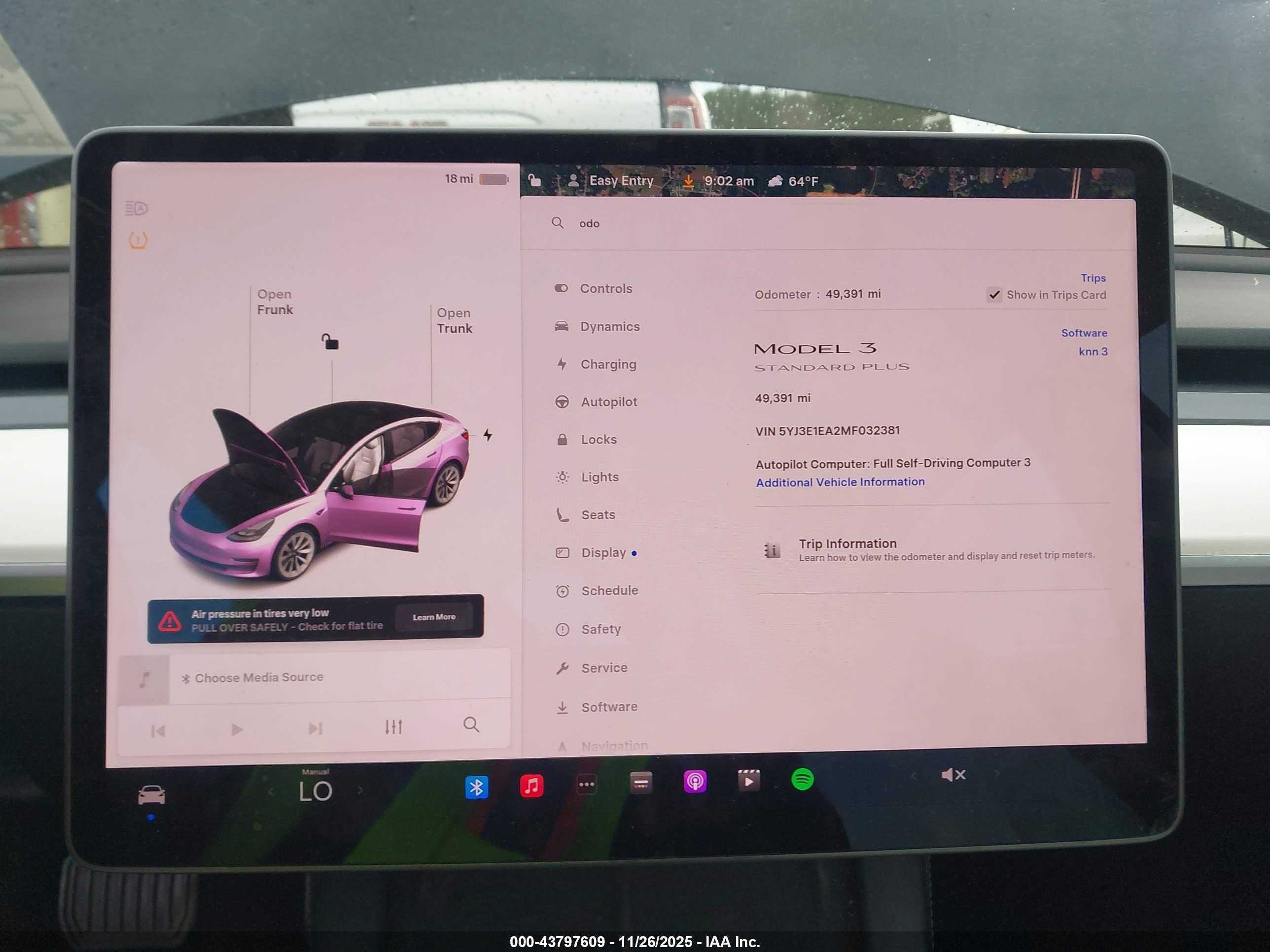 TESLA MODEL image 7