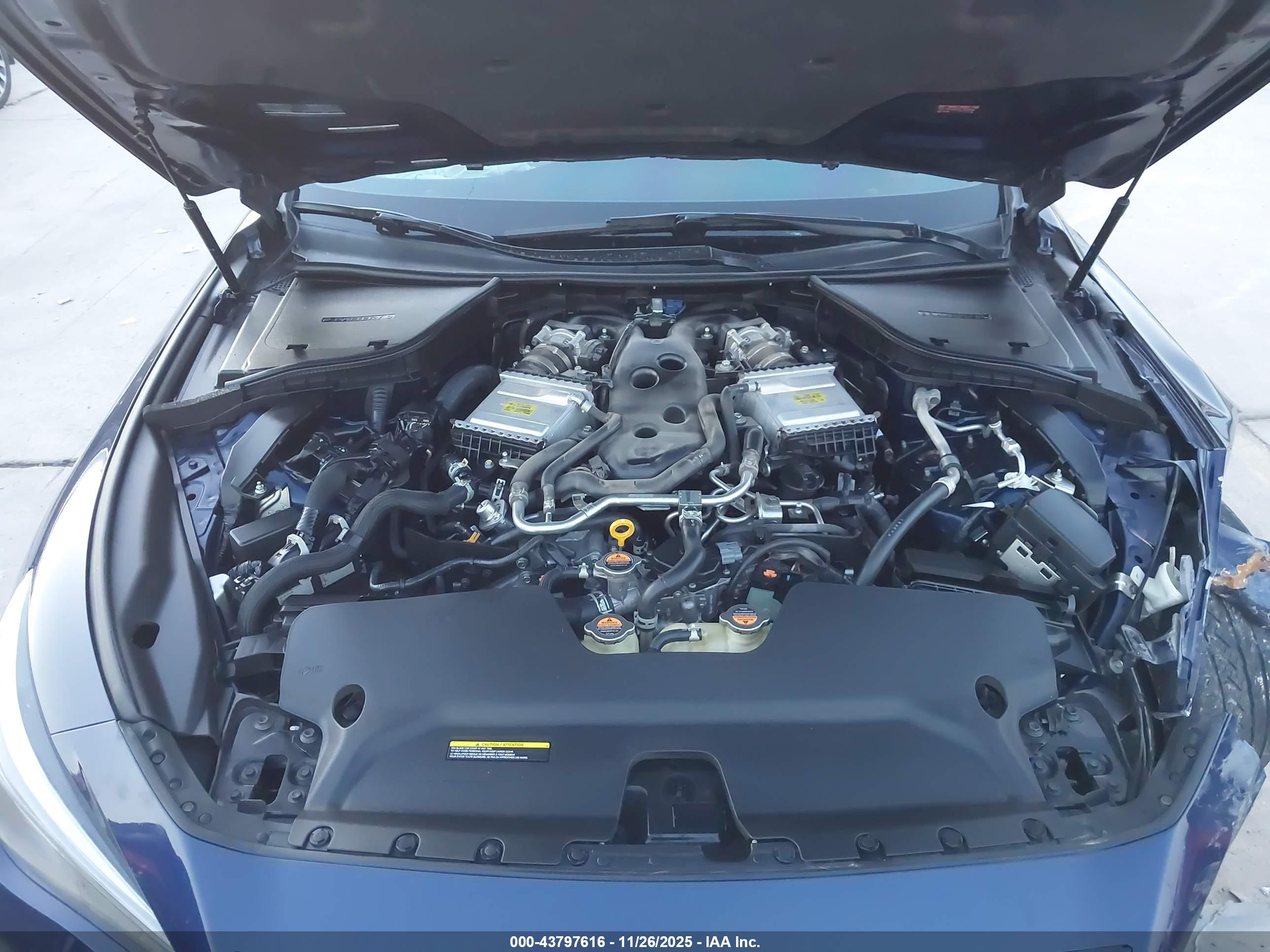 INFINITI Q50 image 10