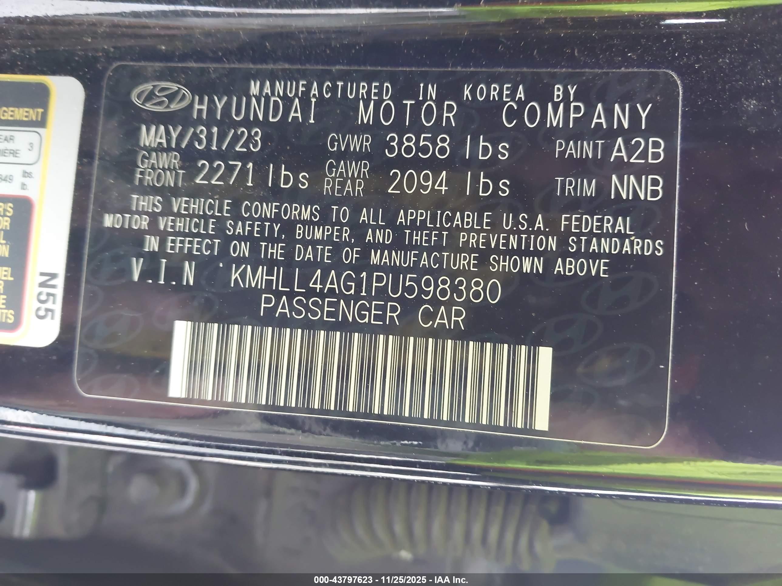 HYUNDAI ELANTRA image 9