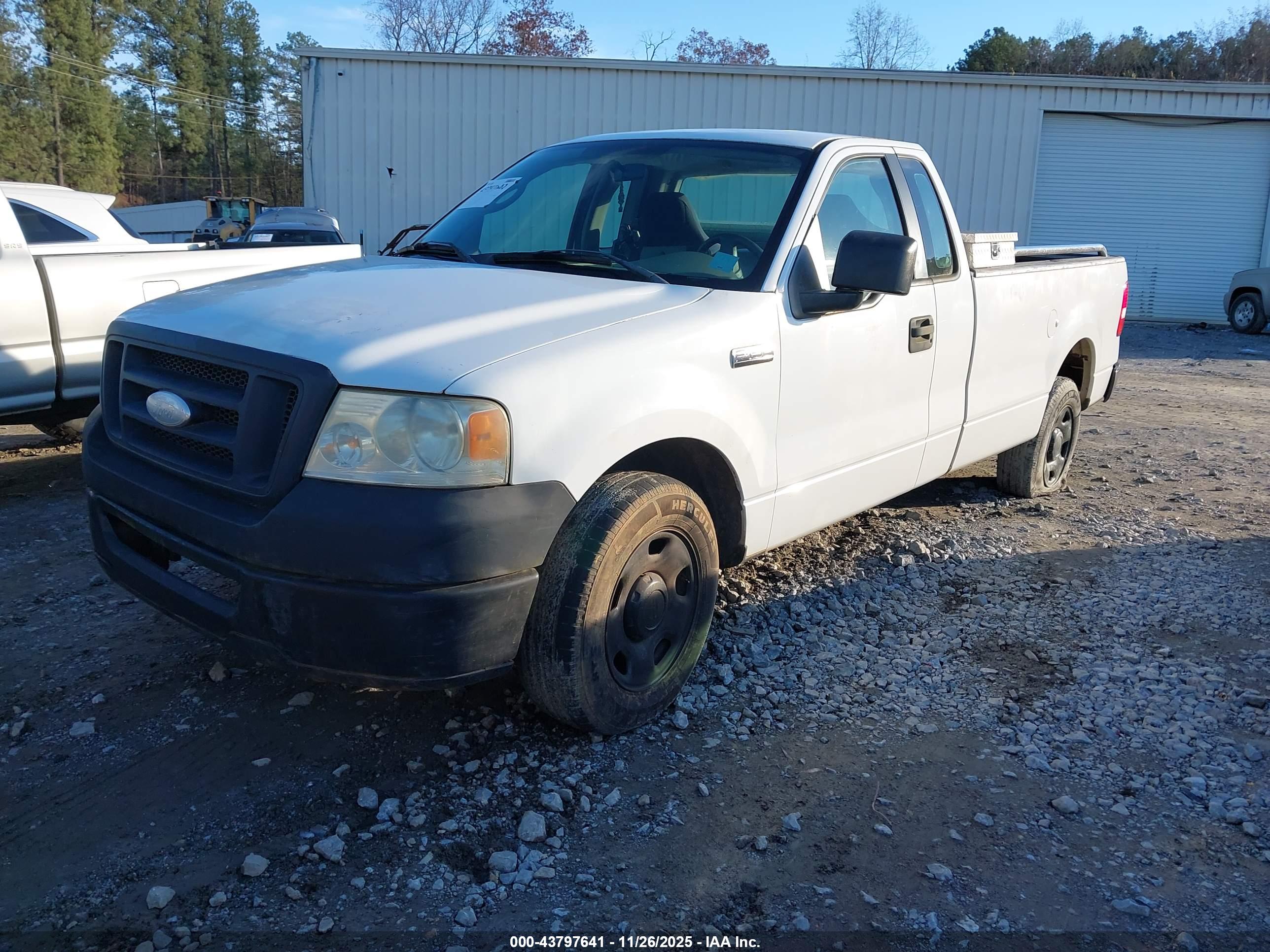 FORD F-150 image 2