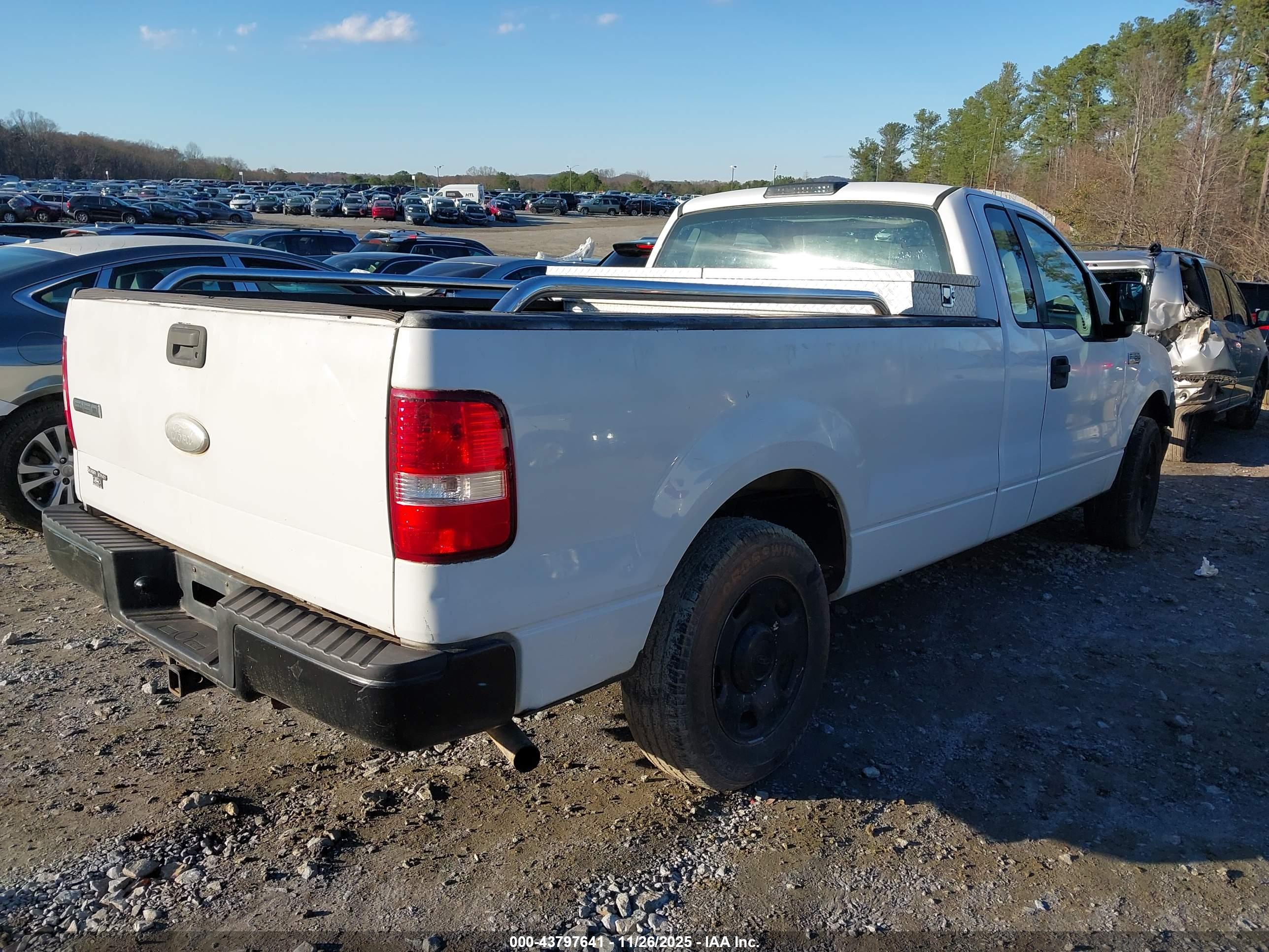 FORD F-150 image 4