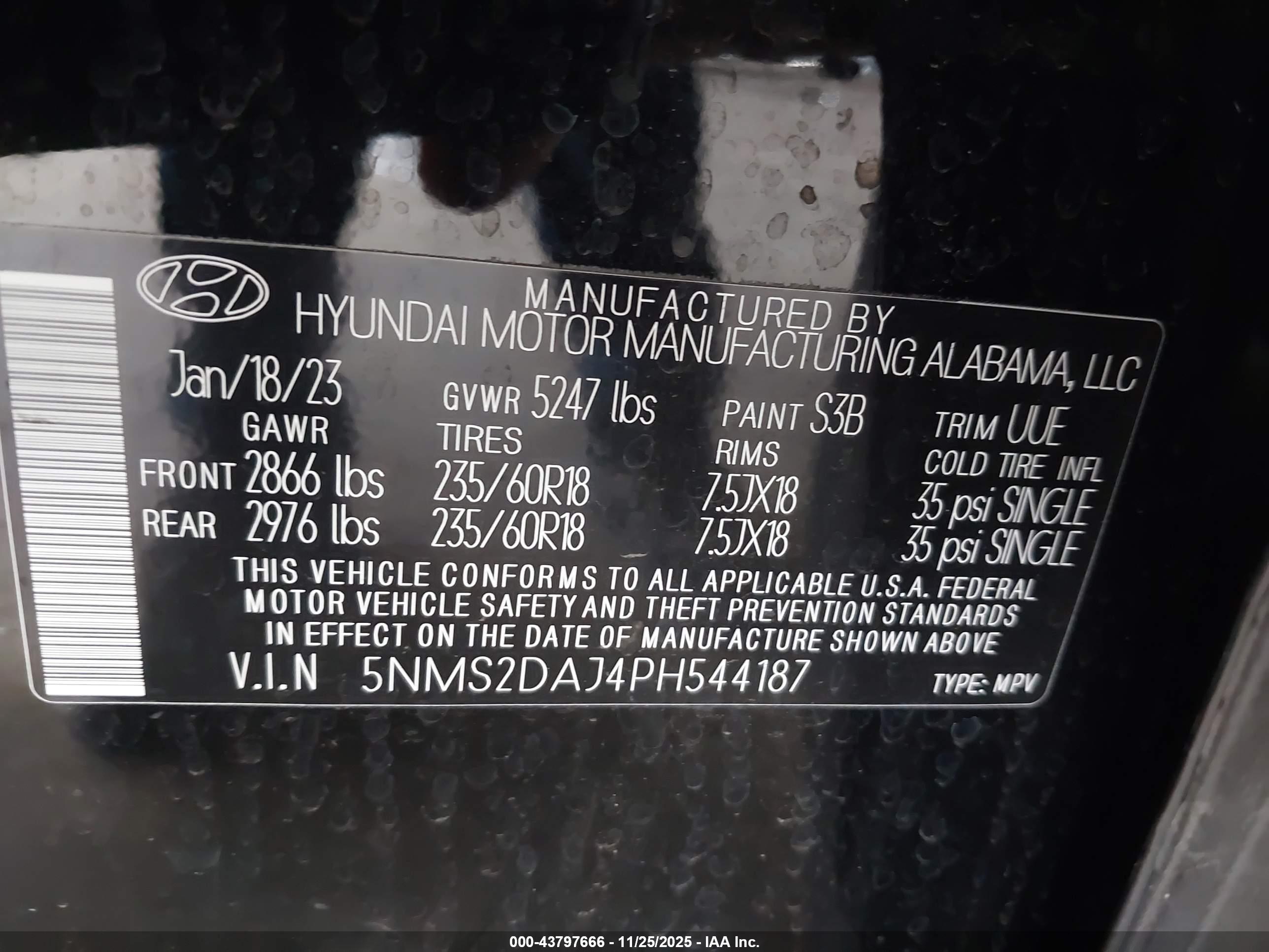 HYUNDAI SANTA image 9