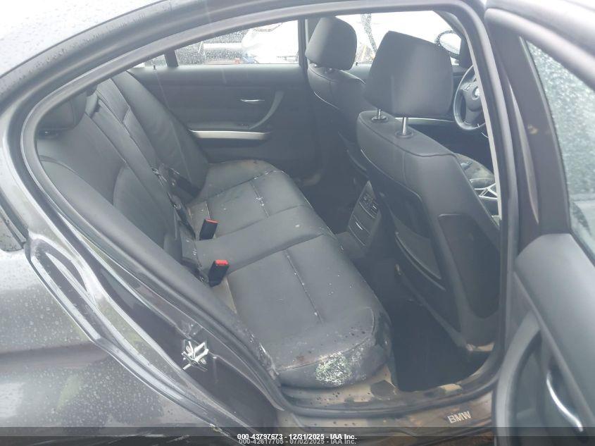 BMW 325I image 10