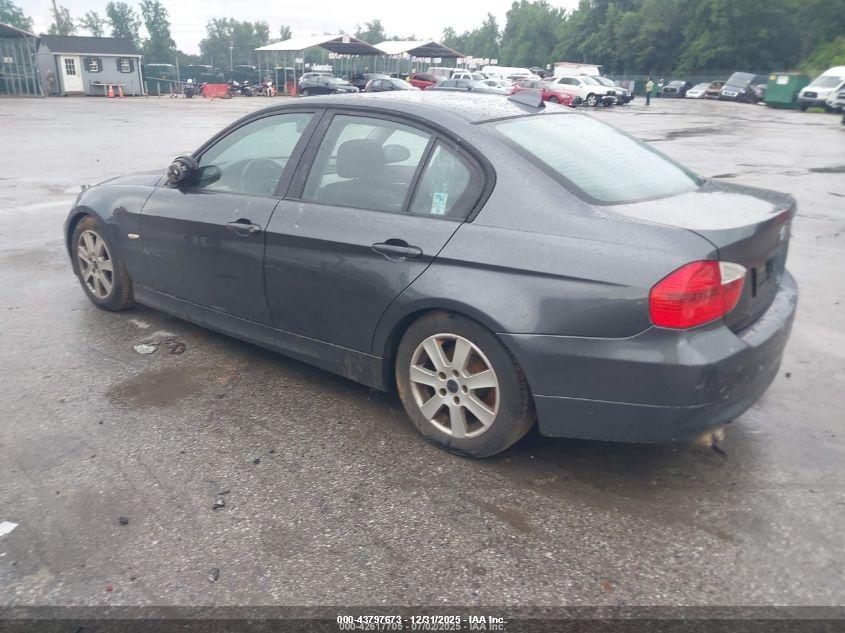 BMW 325I image 5