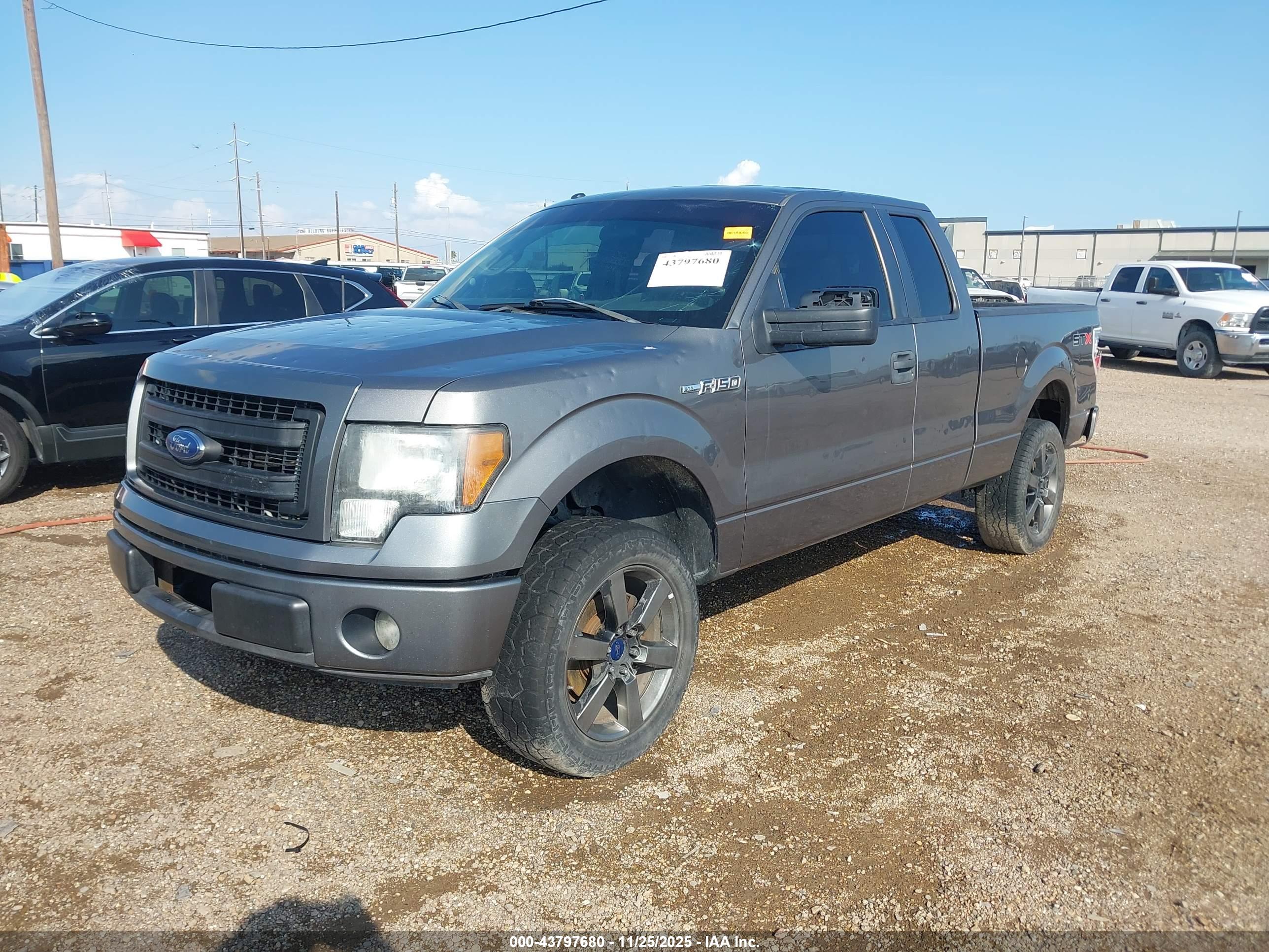 FORD F-150 image 2