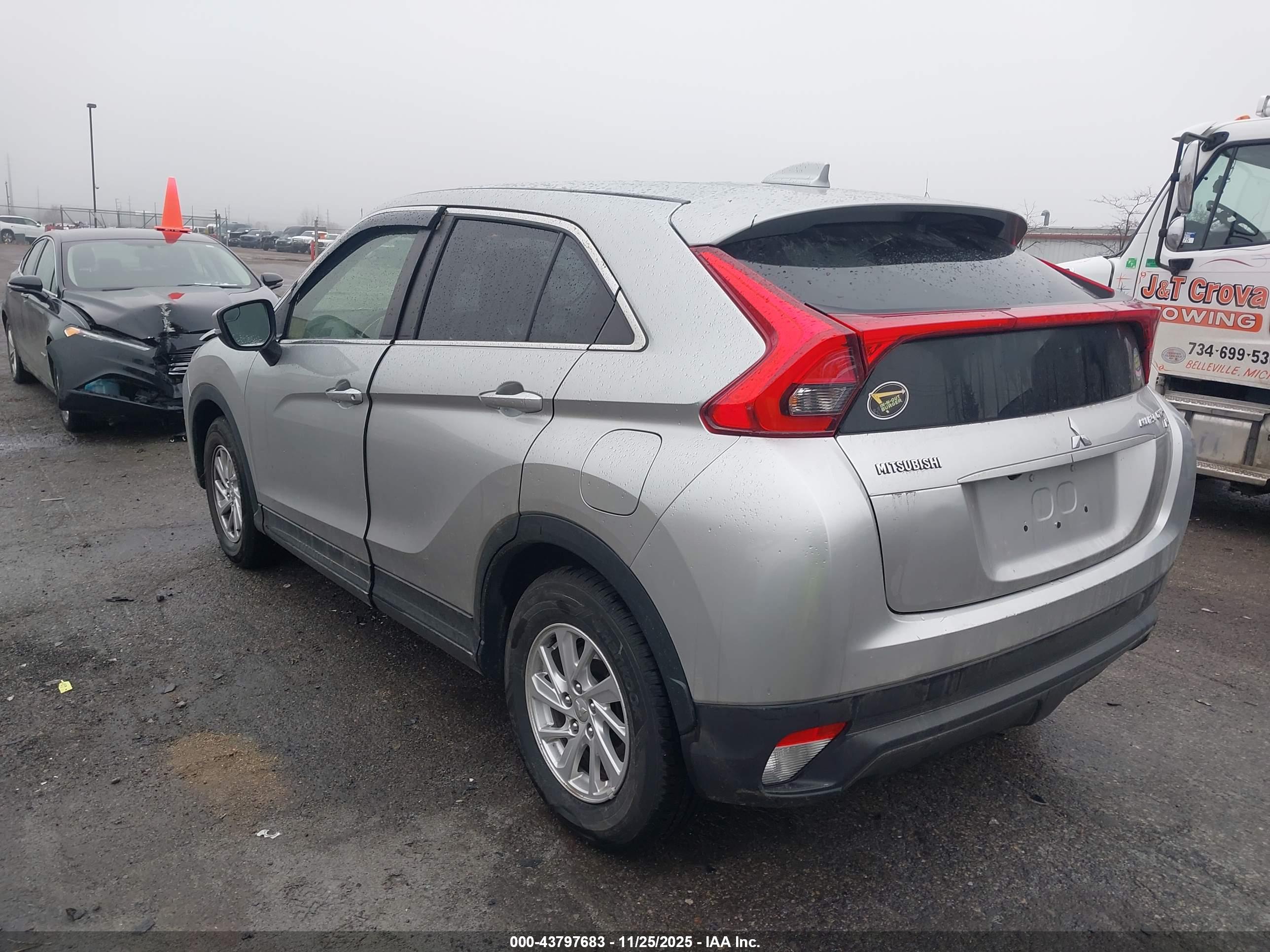 MITSUBISHI ECLIPSE image 3