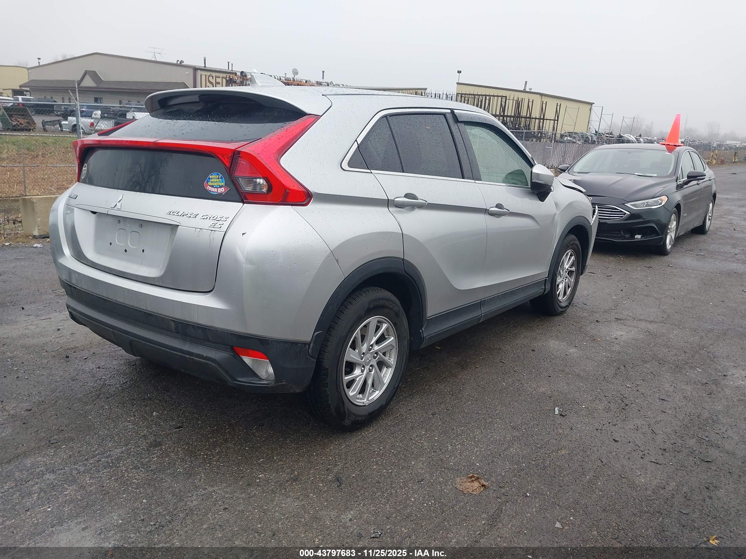 MITSUBISHI ECLIPSE image 4