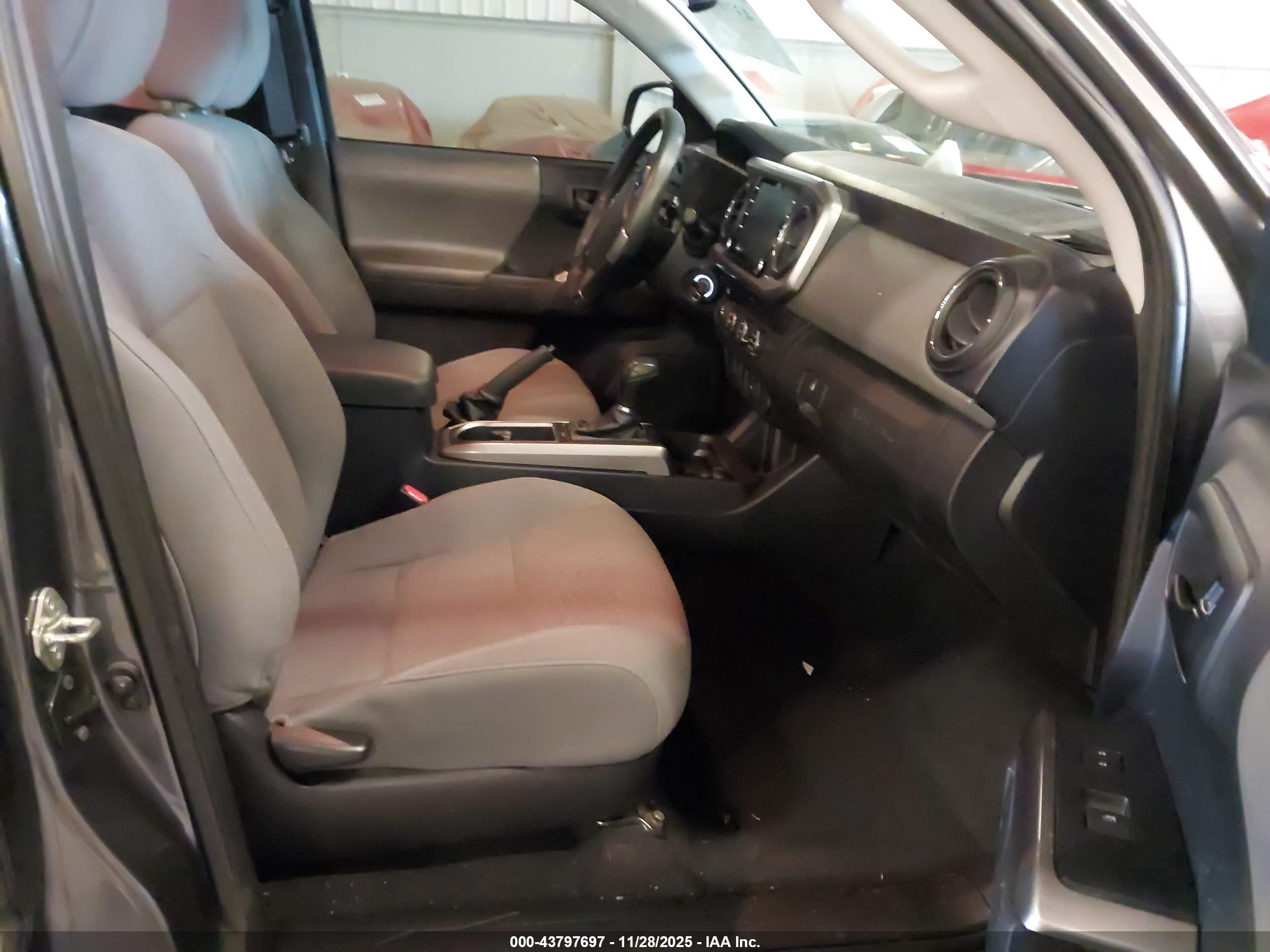 TOYOTA TACOMA image 5