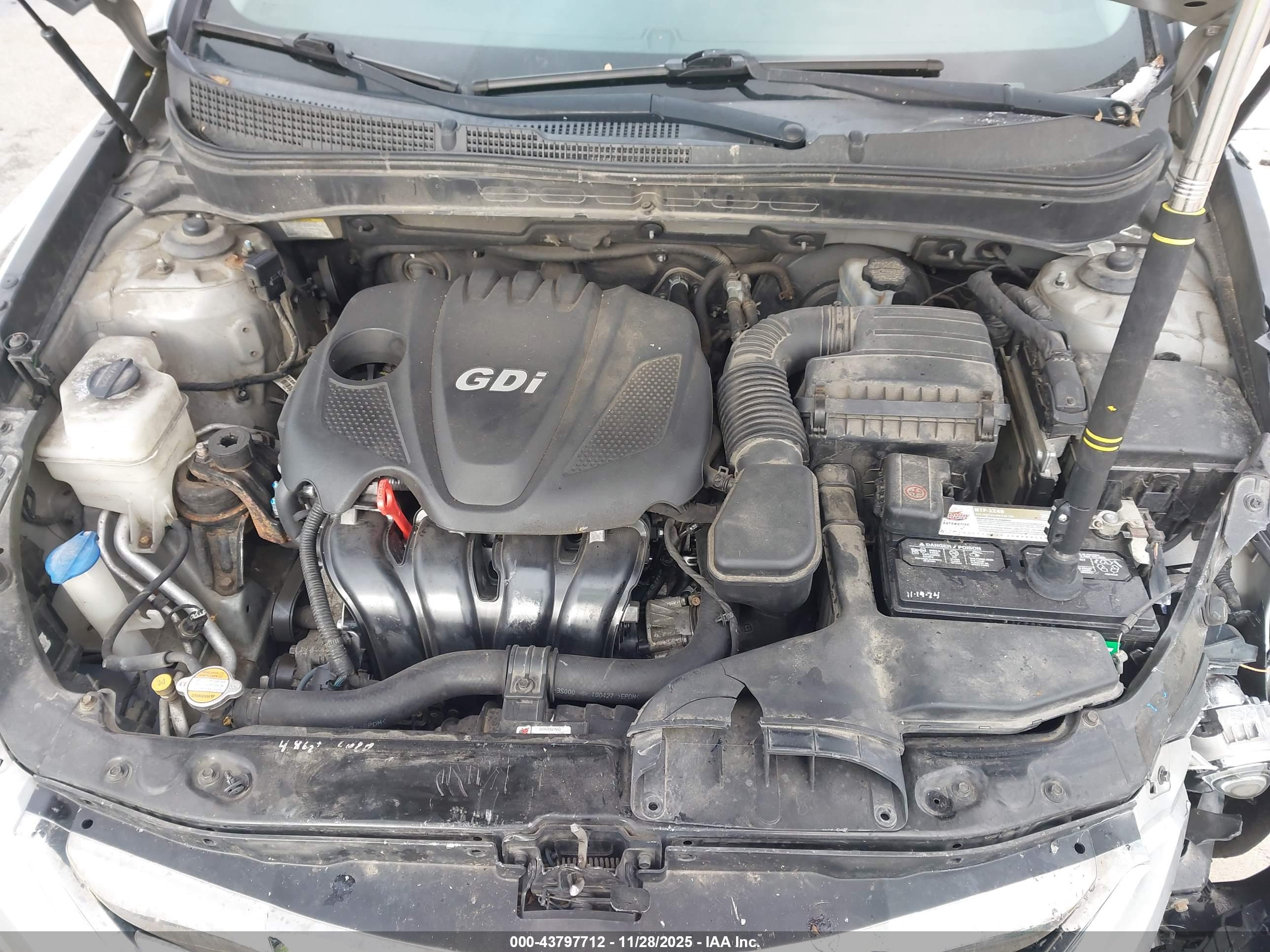 HYUNDAI SONATA image 10