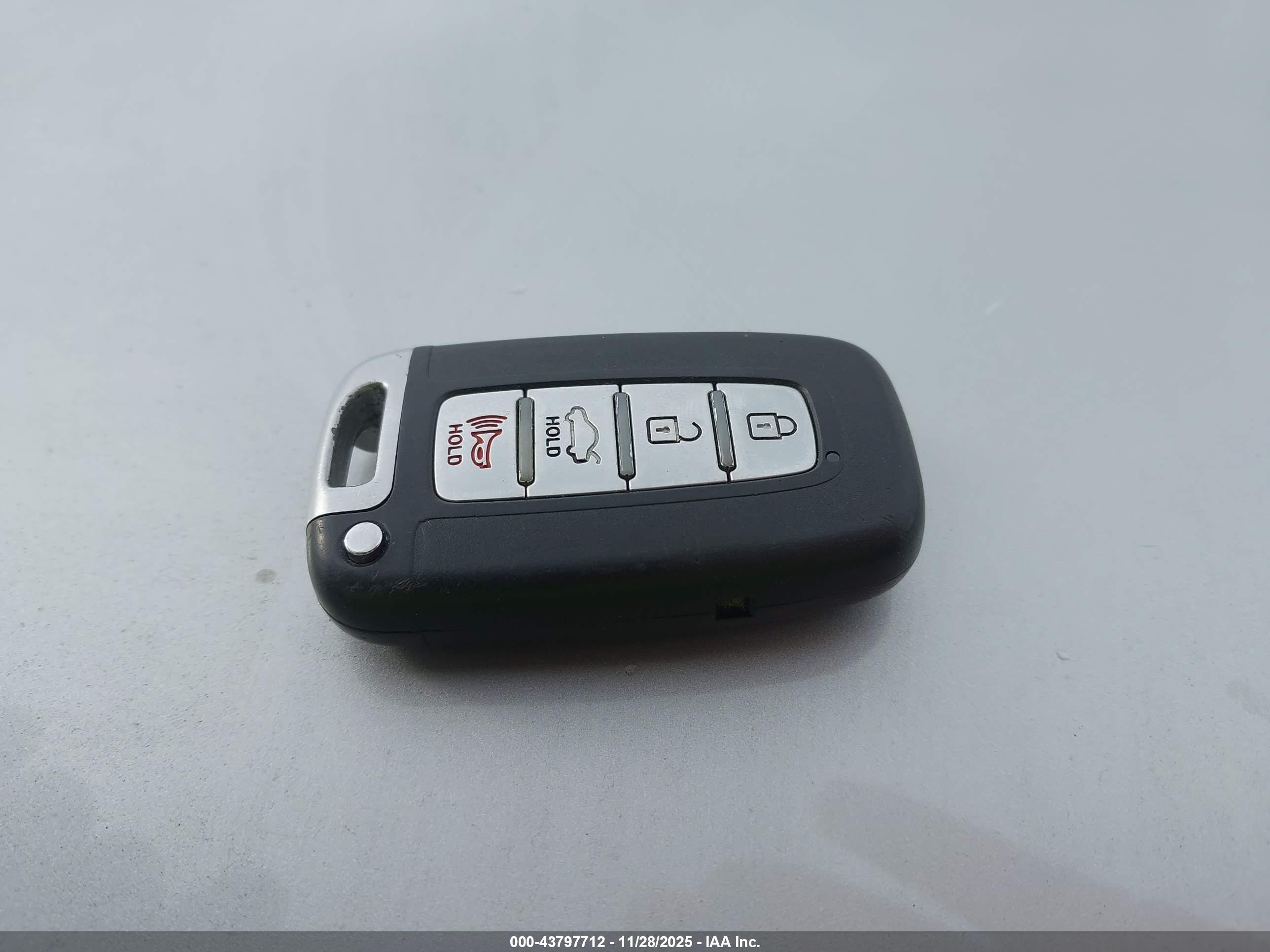 HYUNDAI SONATA image 11