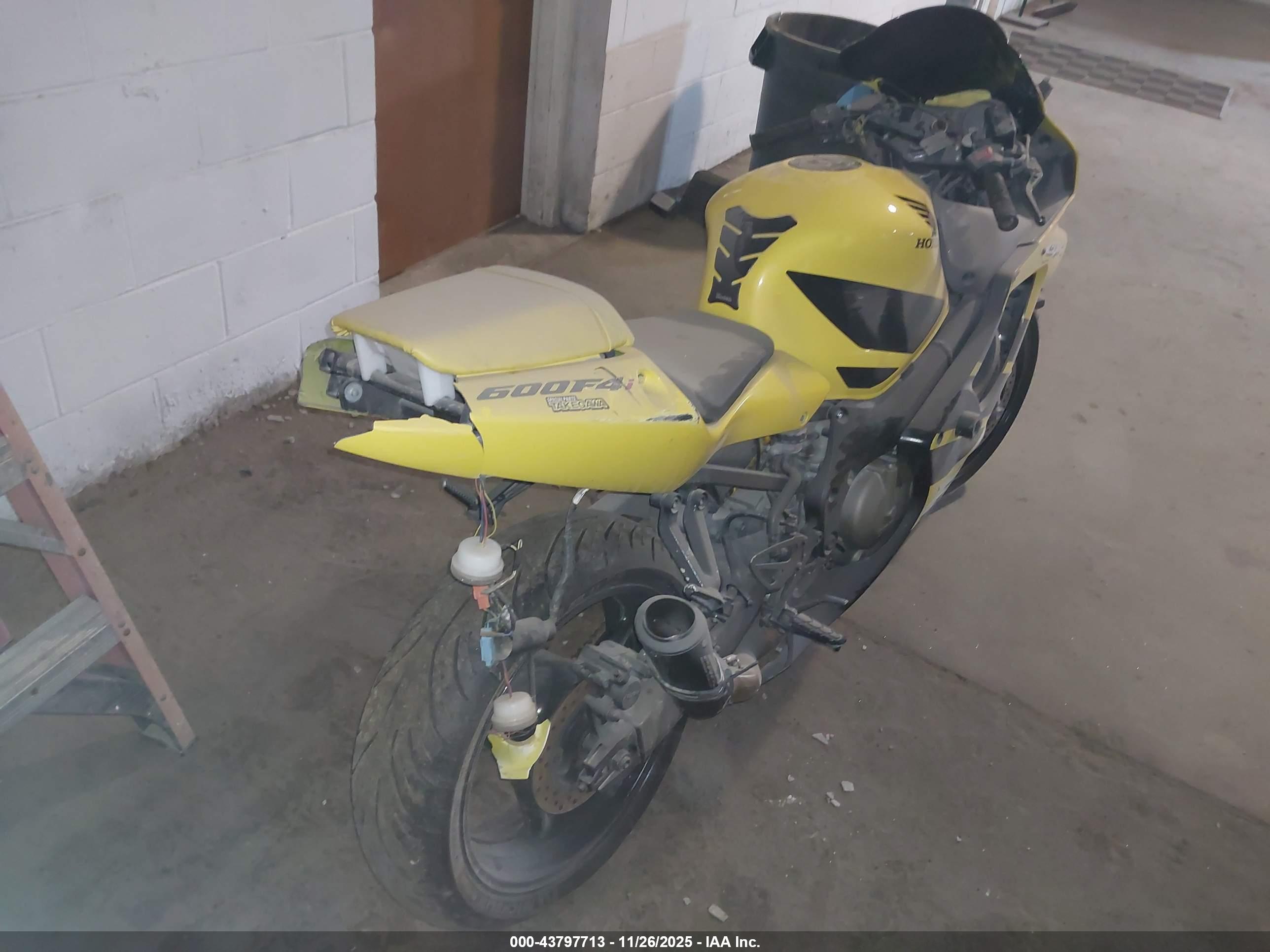 HONDA CBR600 image 4