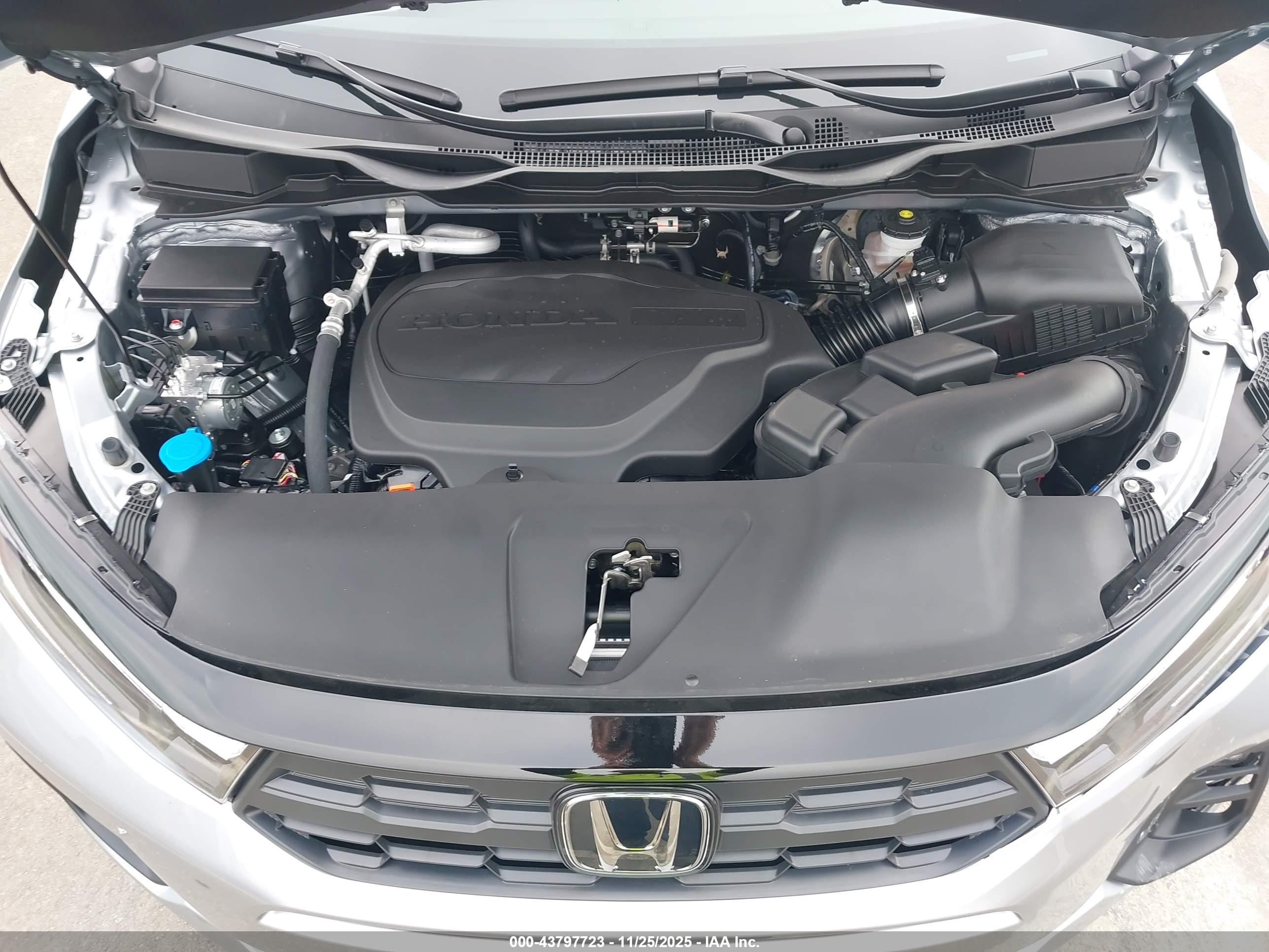 HONDA ODYSSEY image 10