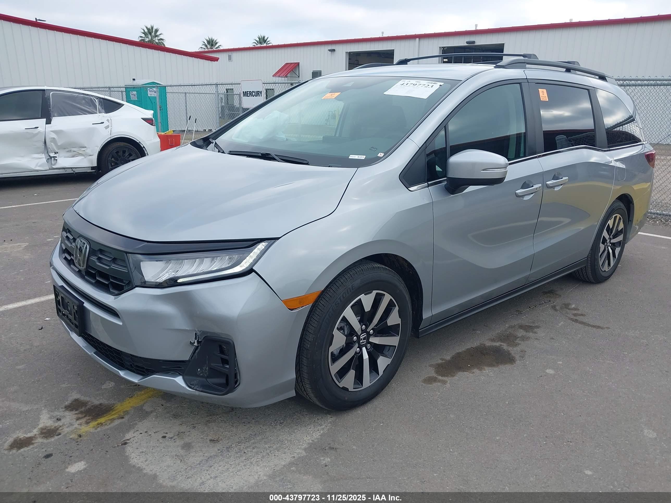 HONDA ODYSSEY image 2