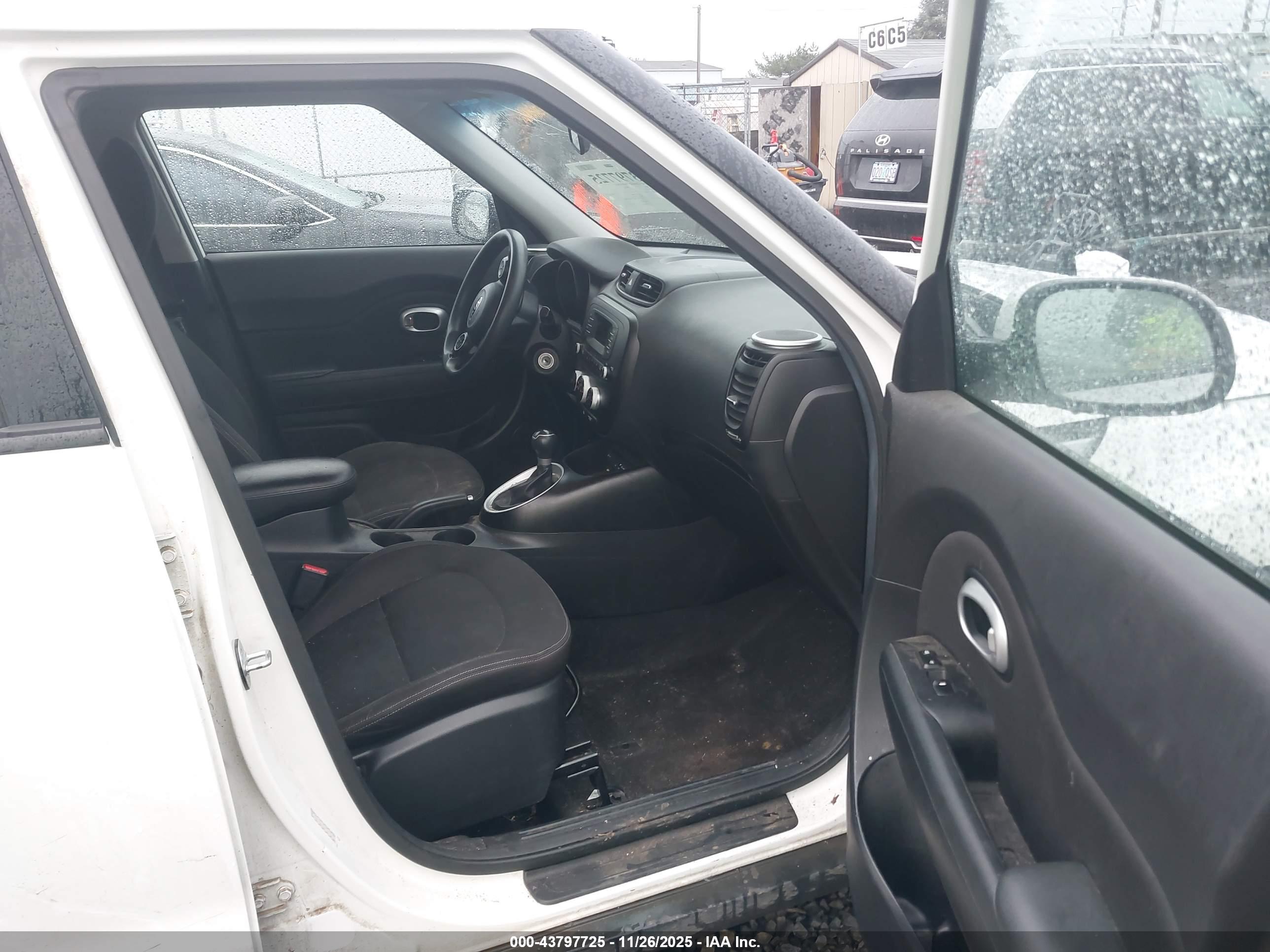 KIA SOUL image 5