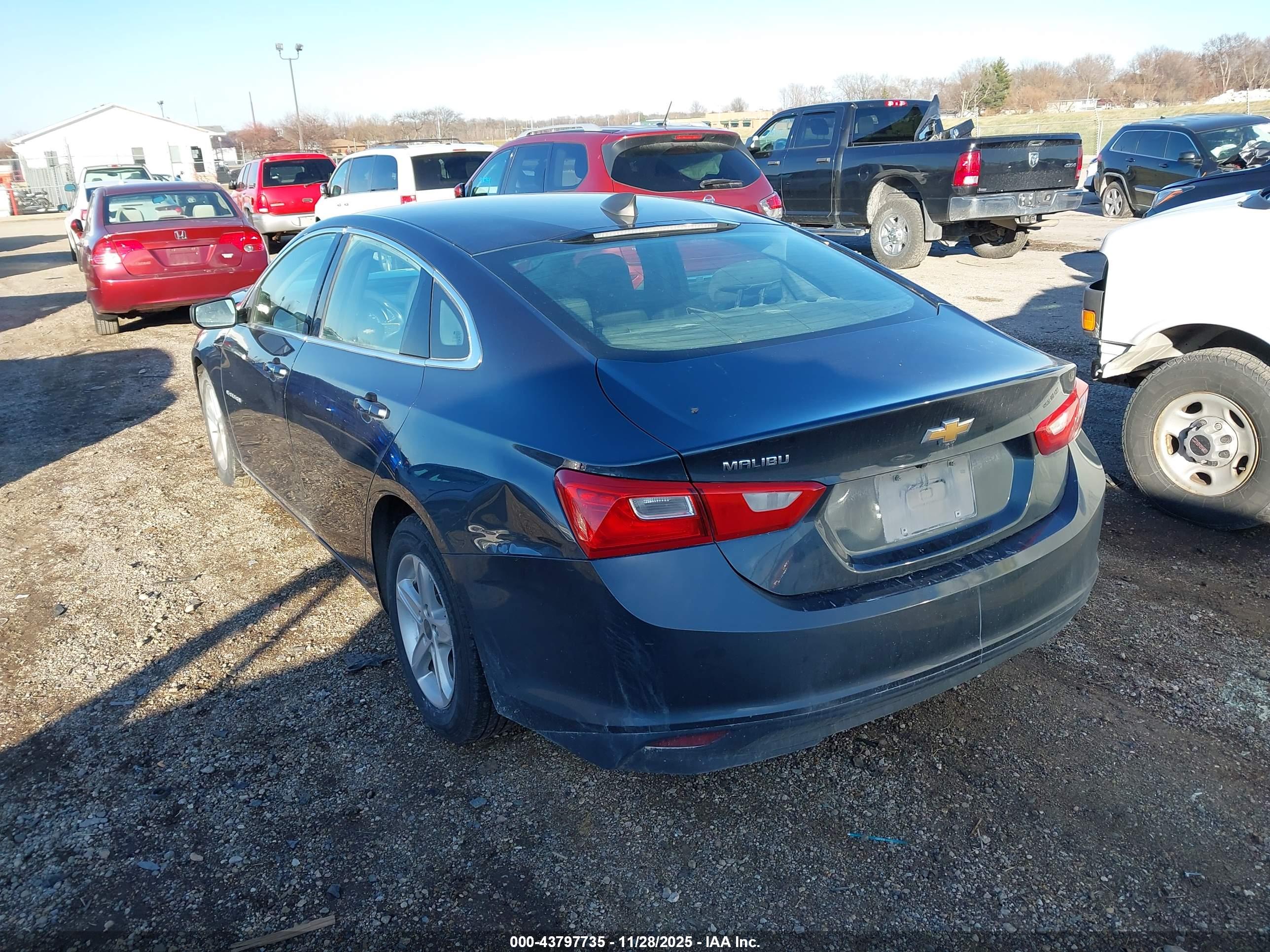CHEVROLET MALIBU image 3