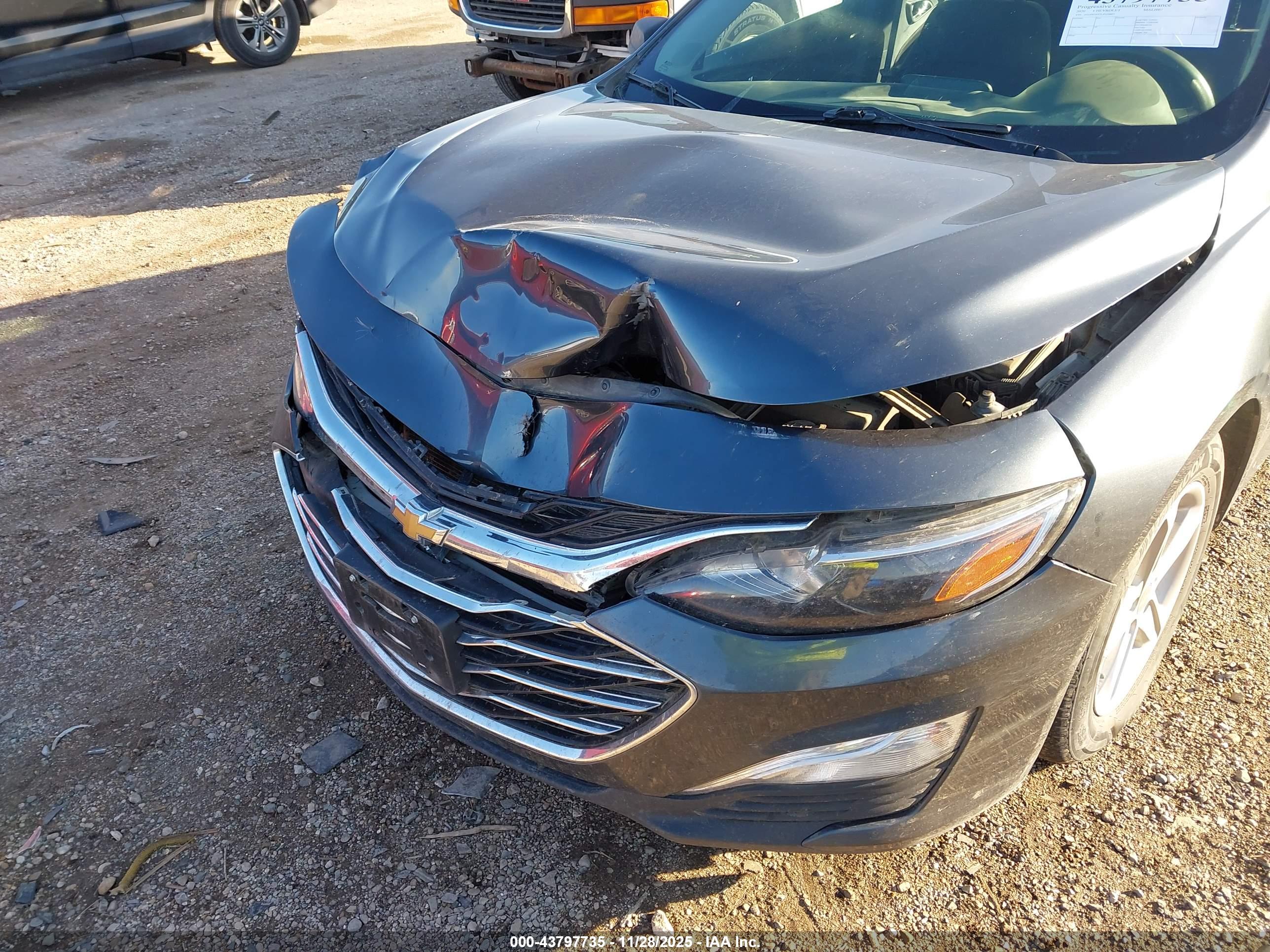 CHEVROLET MALIBU image 6