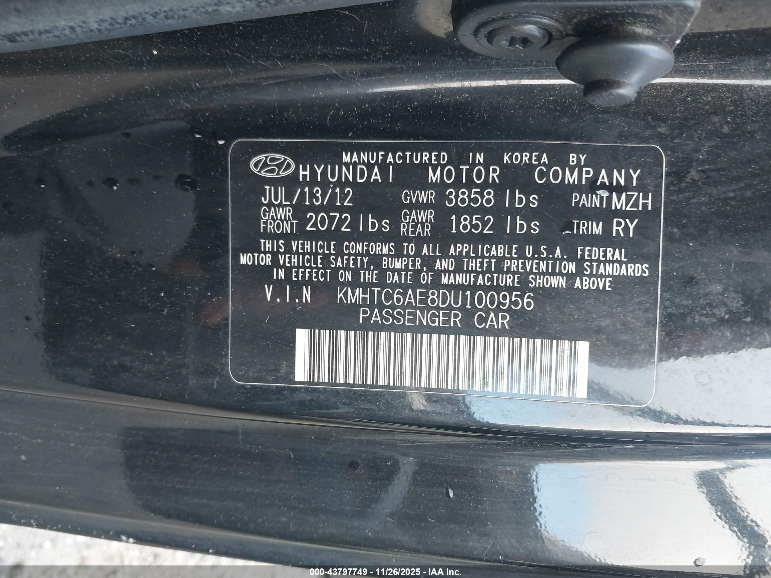 HYUNDAI VELOSTER image 9