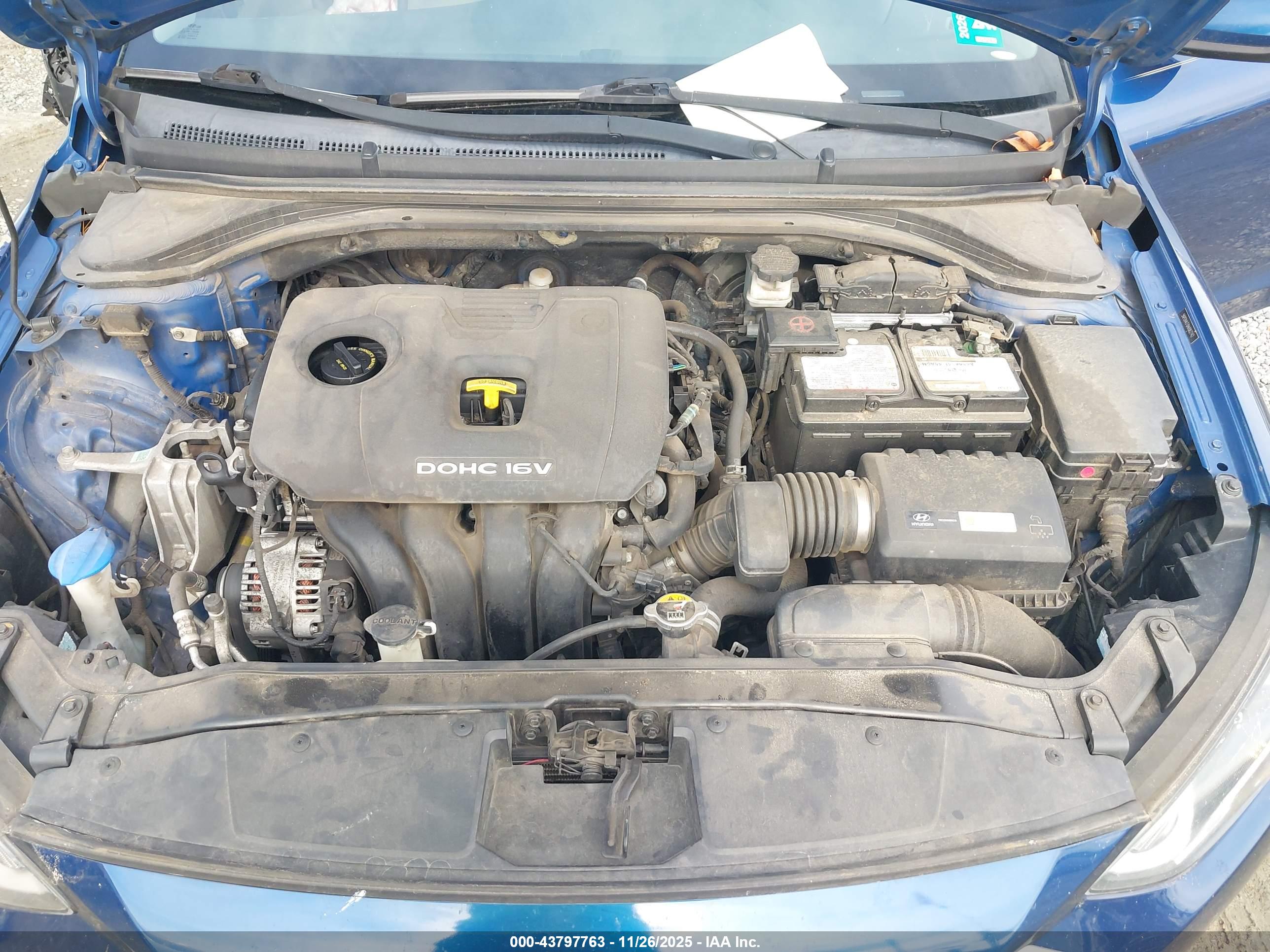 HYUNDAI ELANTRA image 10
