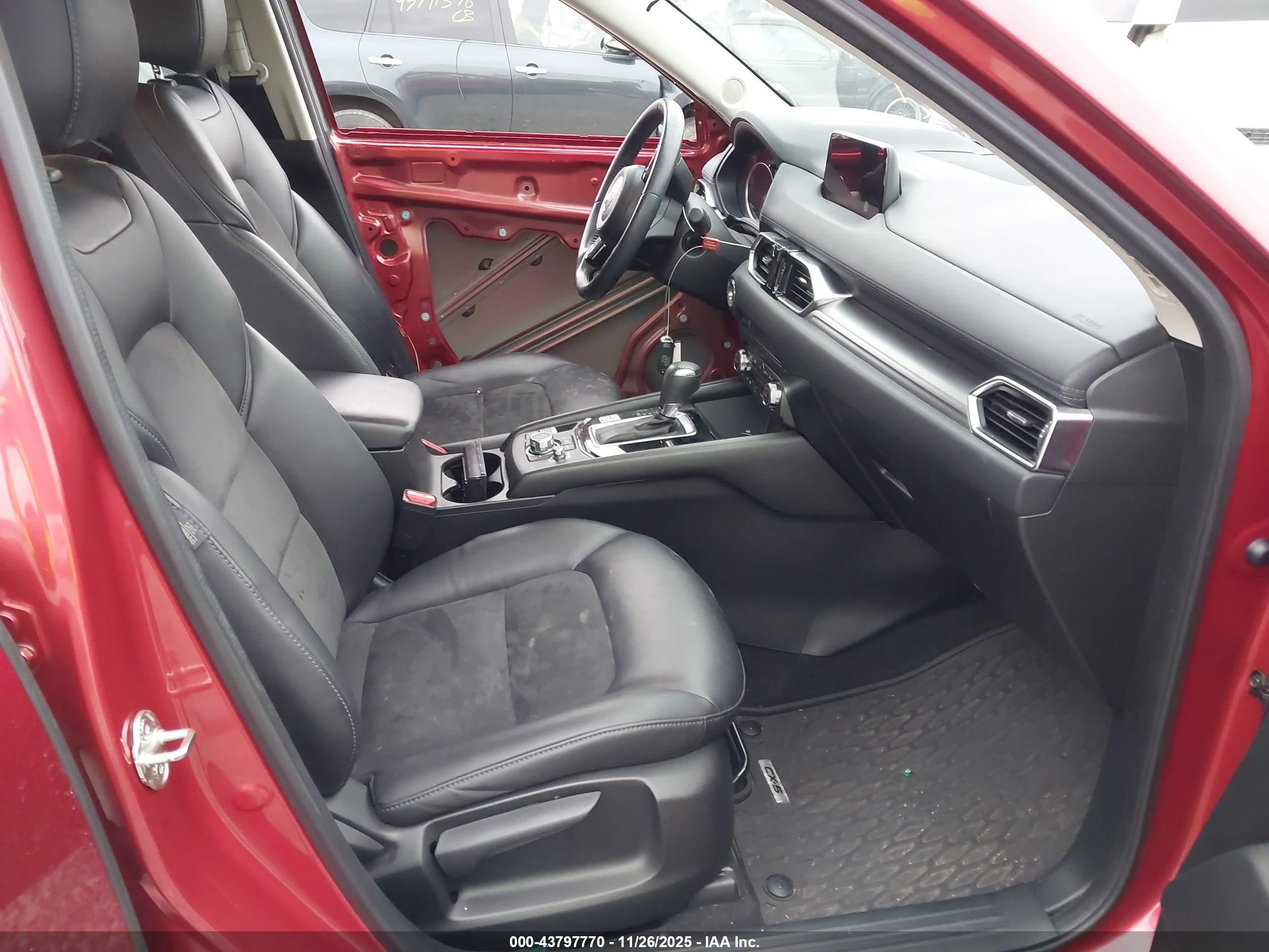 MAZDA CX-5 image 5