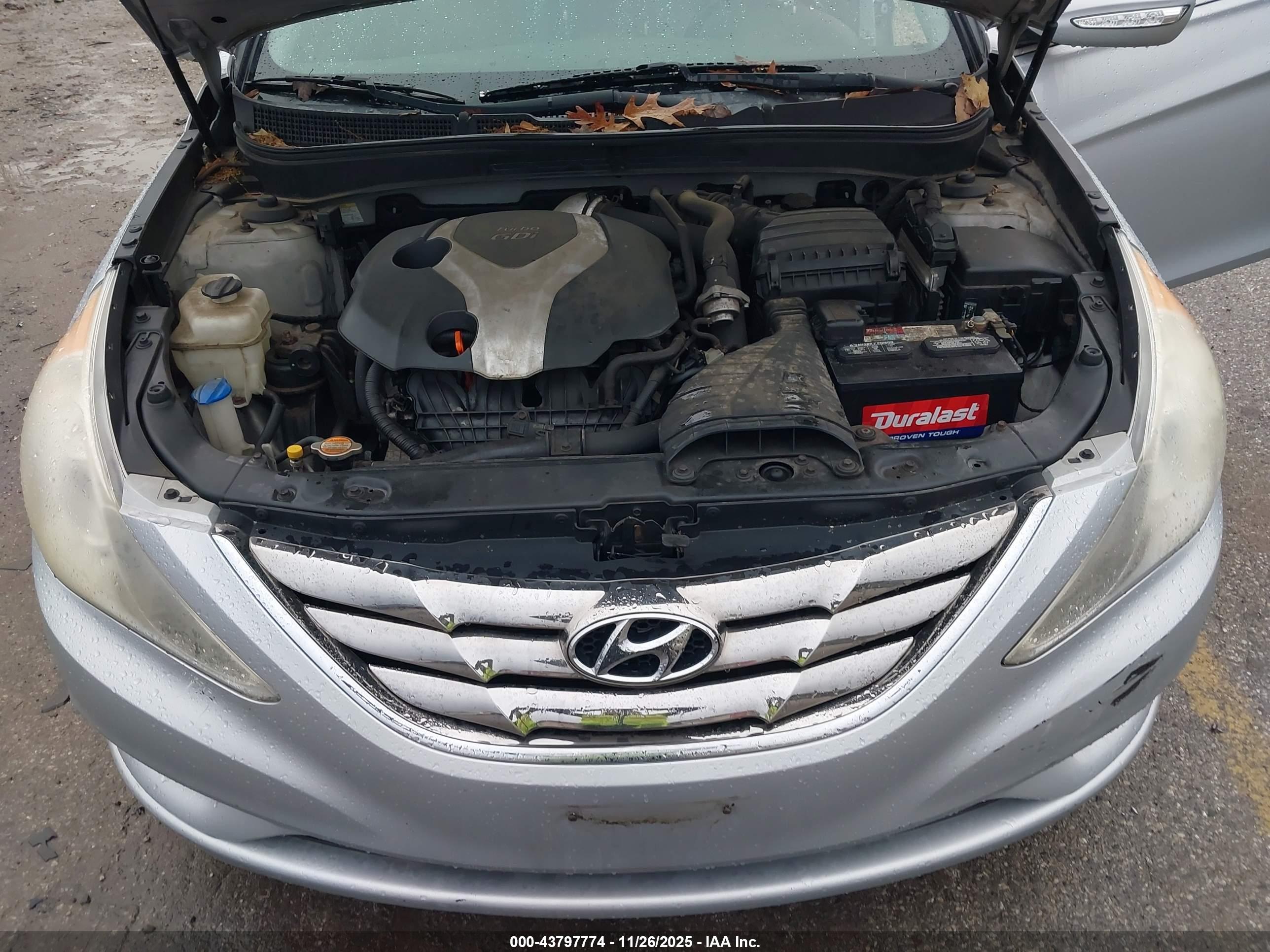 HYUNDAI SONATA image 10