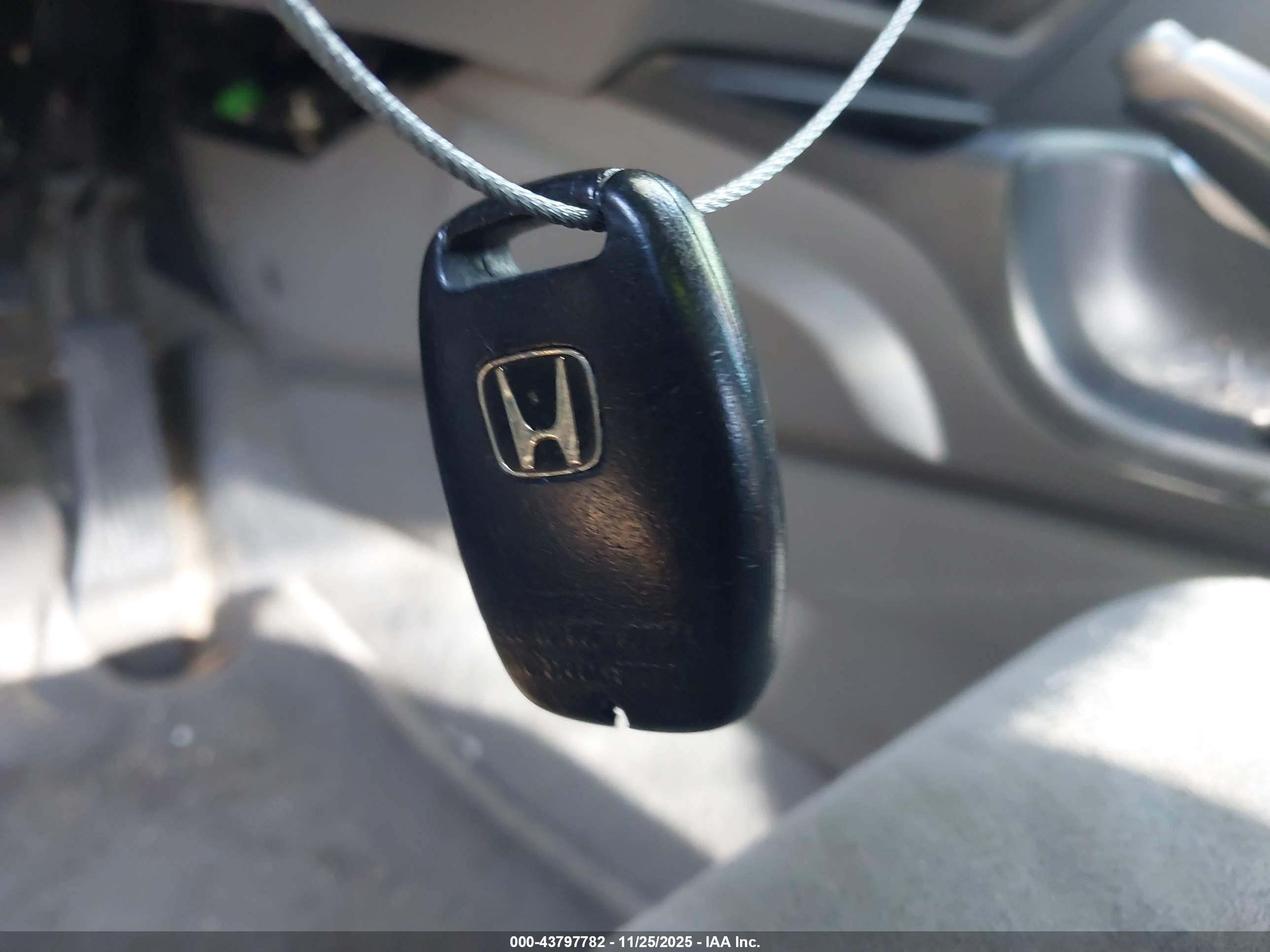 HONDA CIVIC image 11