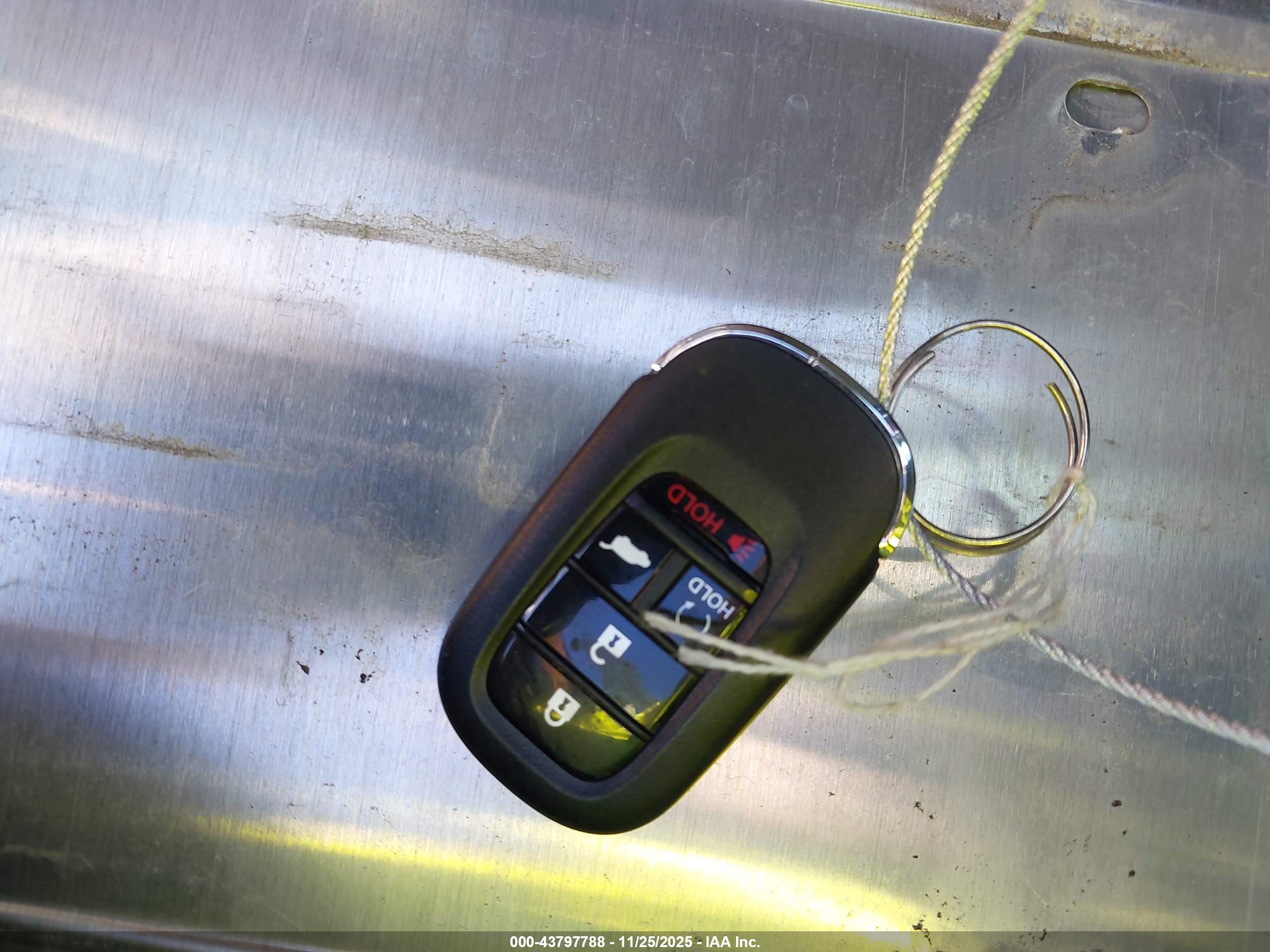 HONDA CIVIC image 11