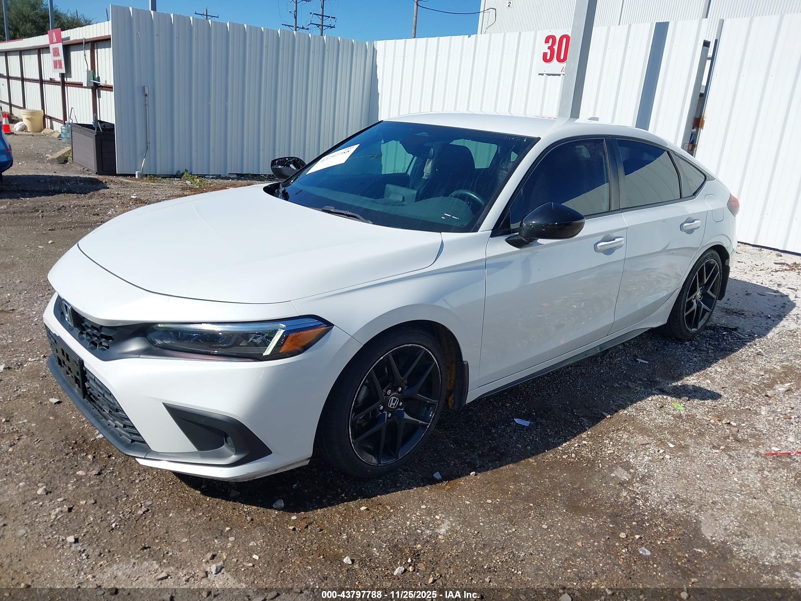 HONDA CIVIC image 2
