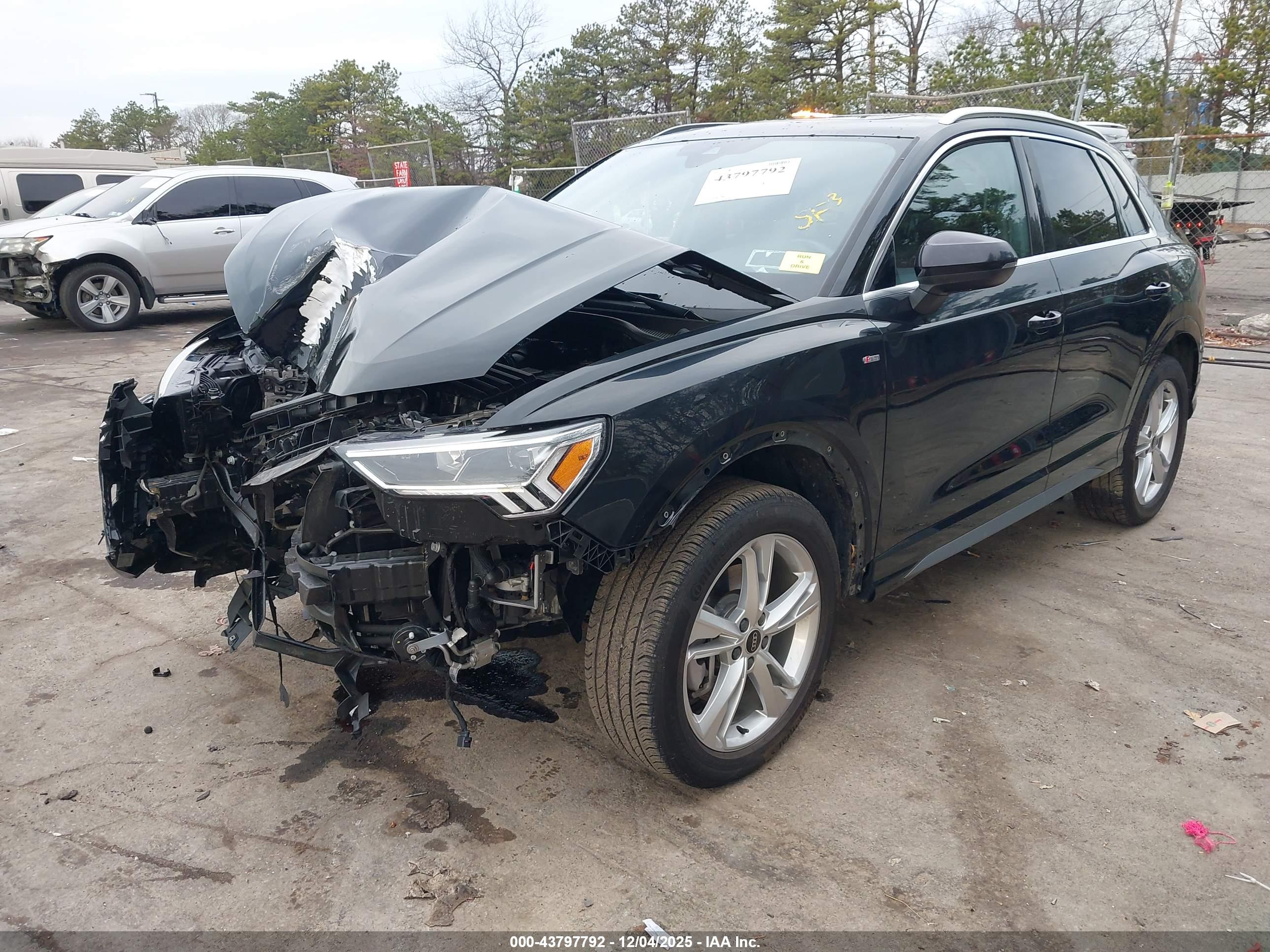 AUDI Q3 image 2