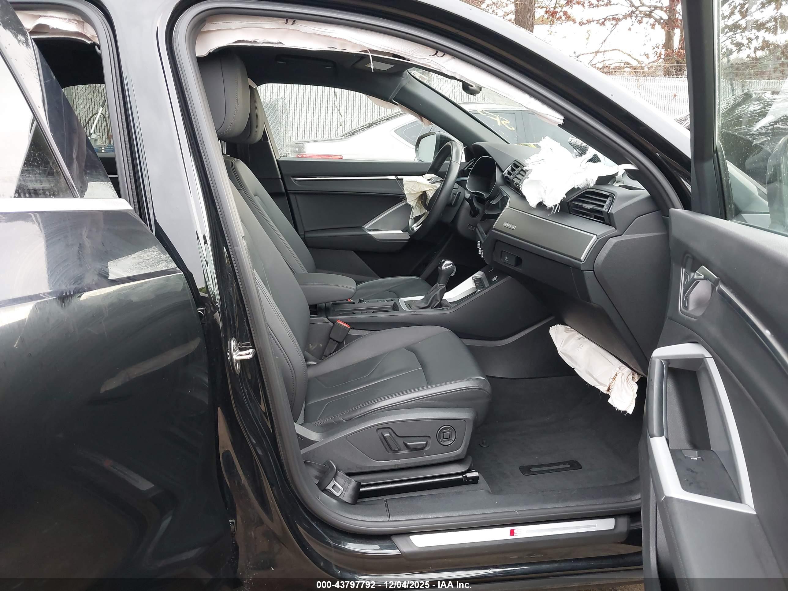 AUDI Q3 image 5