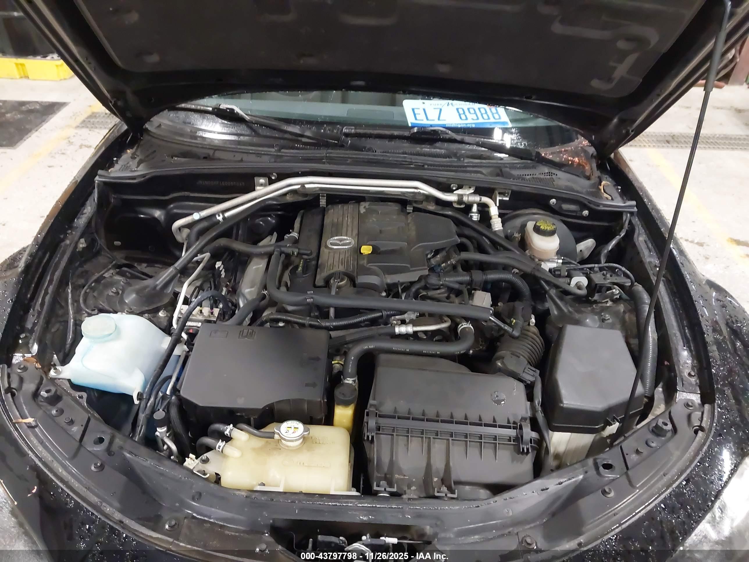 MAZDA MX-5 image 10